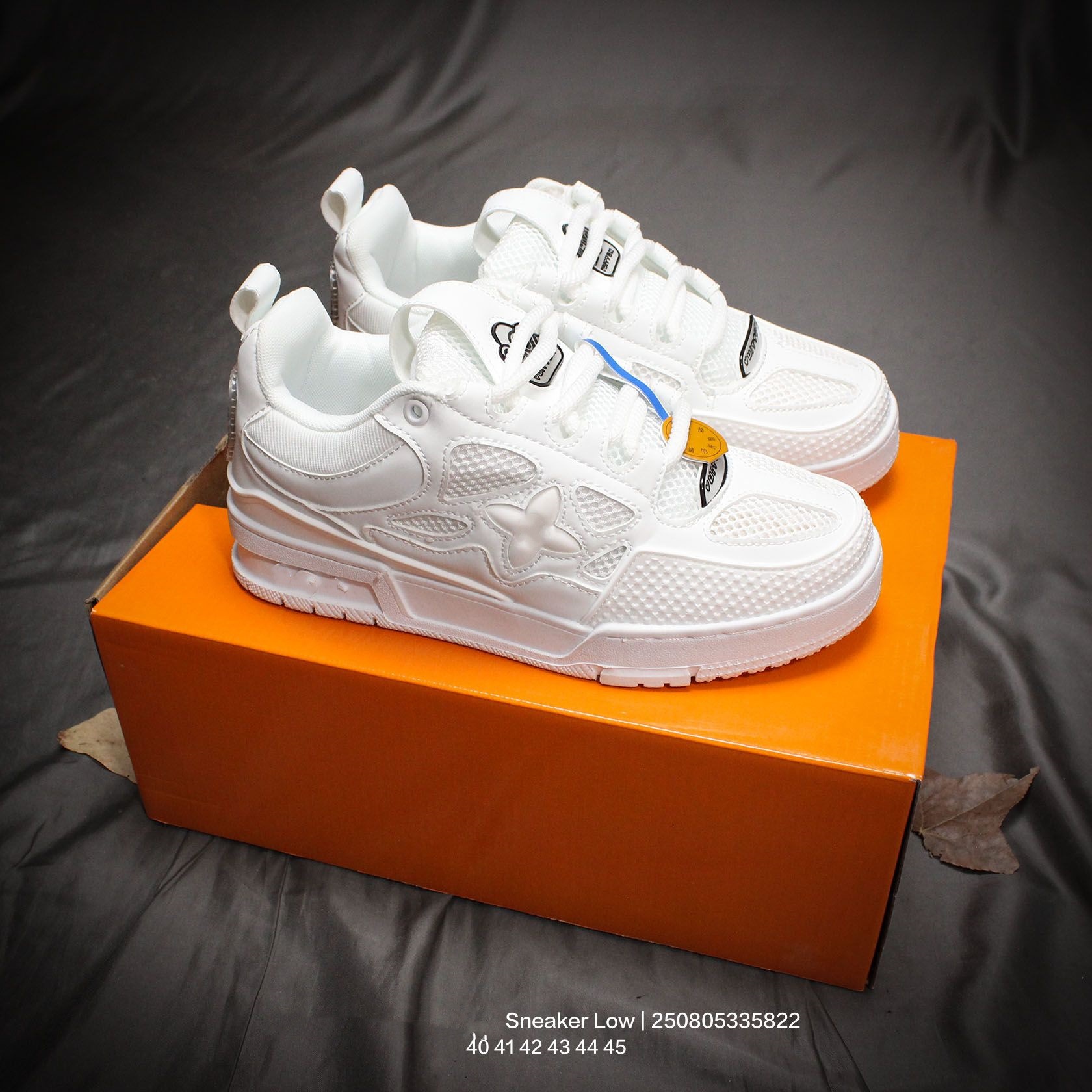 Little fat white shoes export bread shoes men’s and women’s height increasing dad shoes l sneakers european station cross-border sports shoes