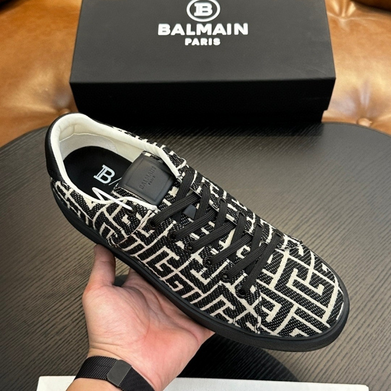 European station 2025 dopamine men’s white sneakers: new men’s shoes, trendy, fashionable, versatile, canvas casual shoes, breathable 1