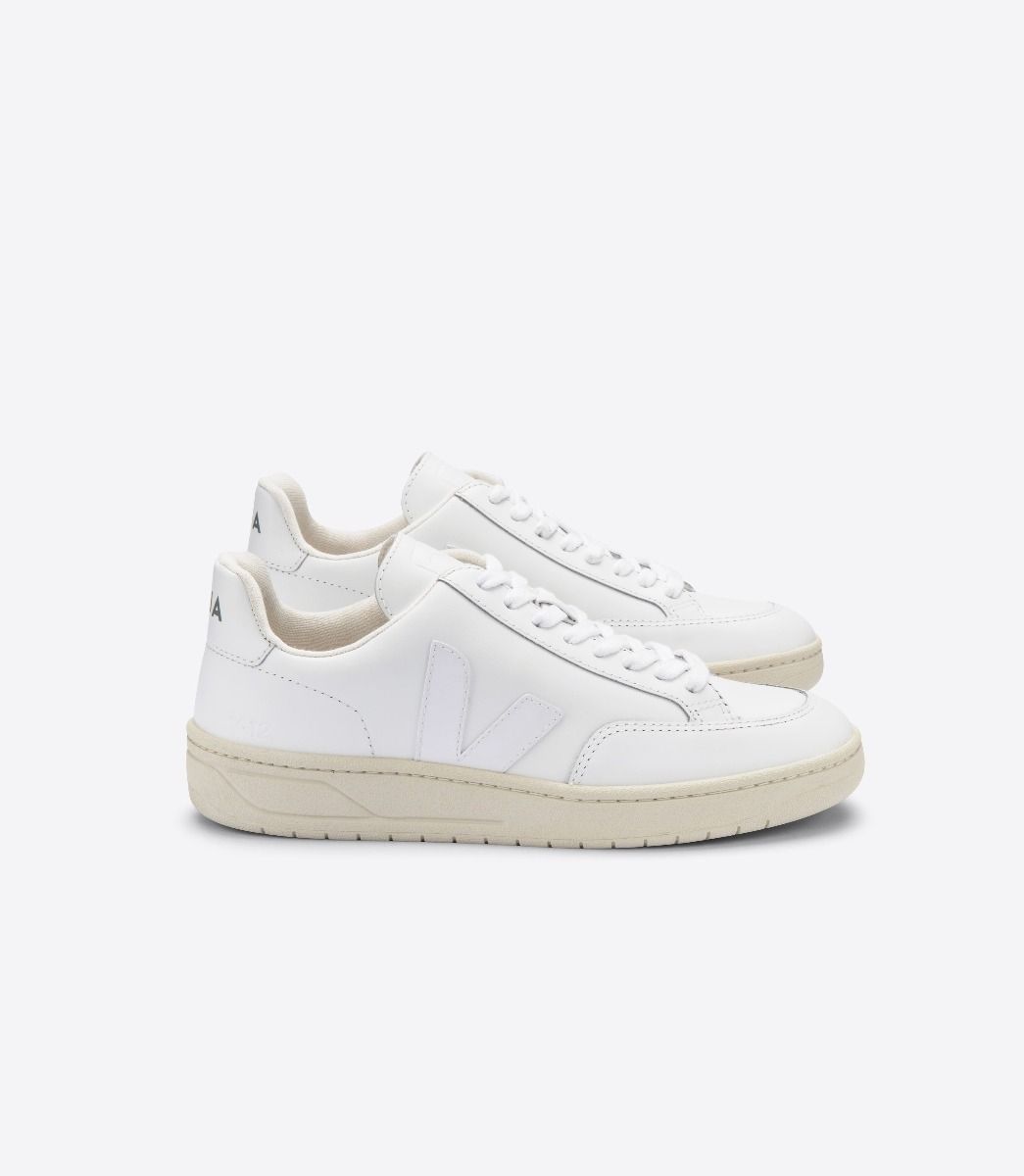 New arrival26 genuine leather white shoesv12 sneakers color matching men’s and women’s autumn and summer casualthick sole sneakers german training shoes