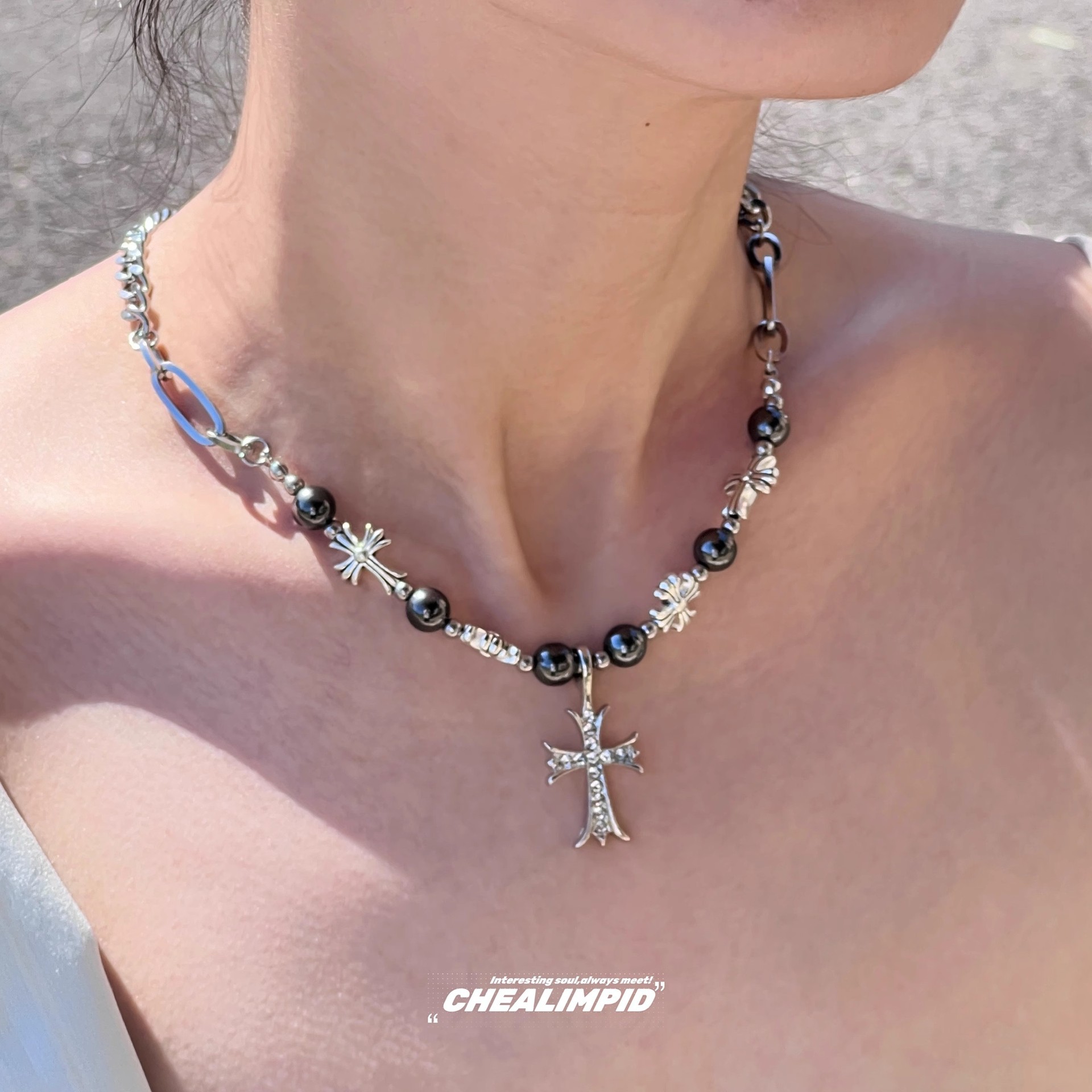 Cross black gallstone beaded diamond necklace accessible luxuryclassy sense street hip hop stylishtrendy clavicle chain for men and women