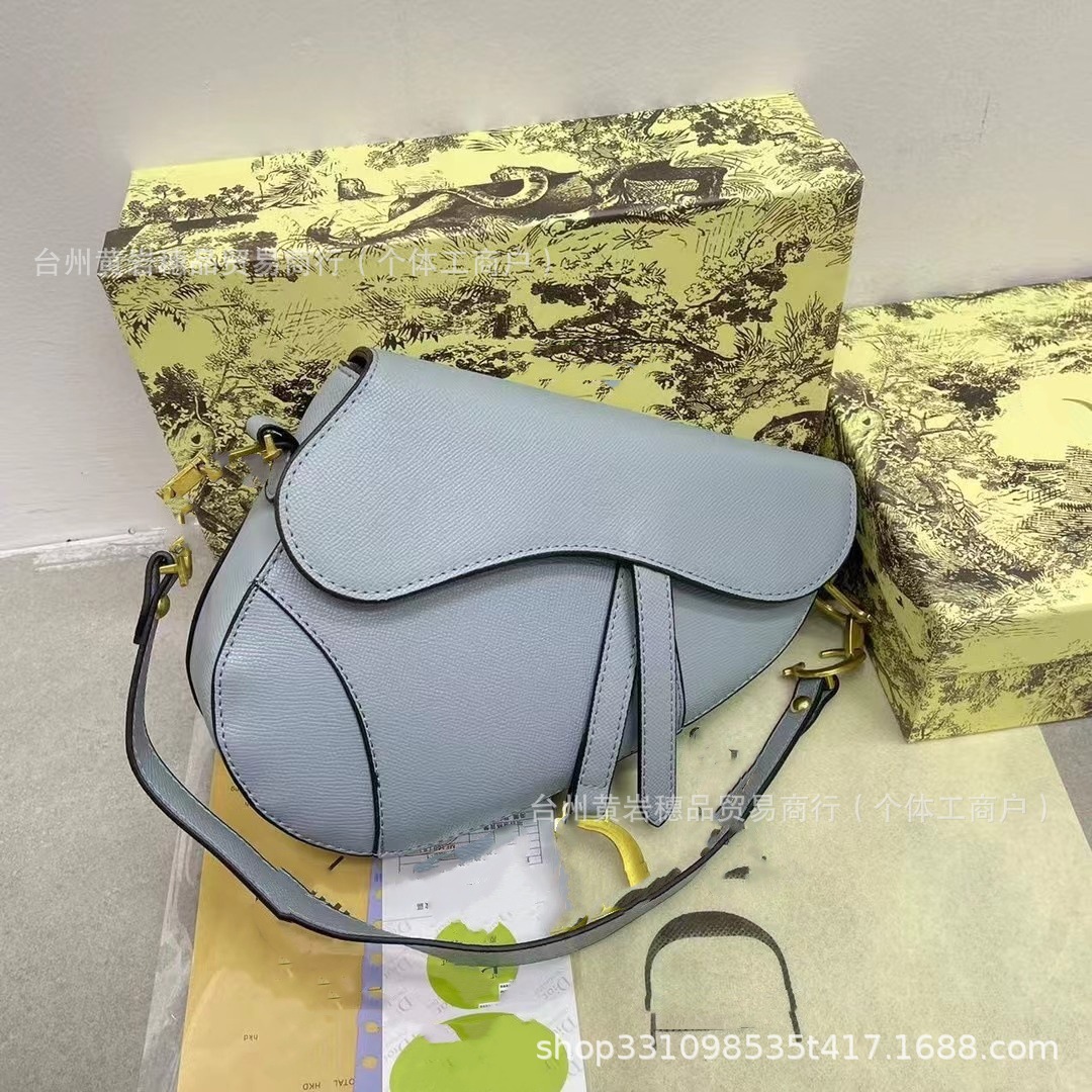 Casual chic women’s shoulder & crossbody bag wholesale – new spring/summer fashion saddle bag – korean style trendy bag