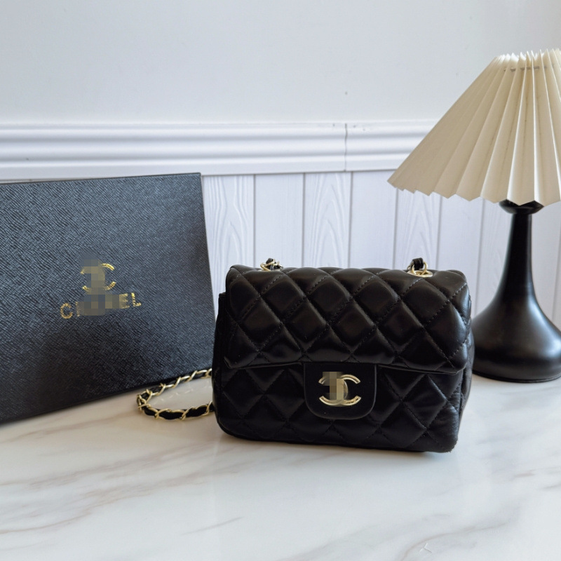 2026 new small square bag quilted chain bag genuine leather square shoulder bag crossbody women’s bag factory wholesale