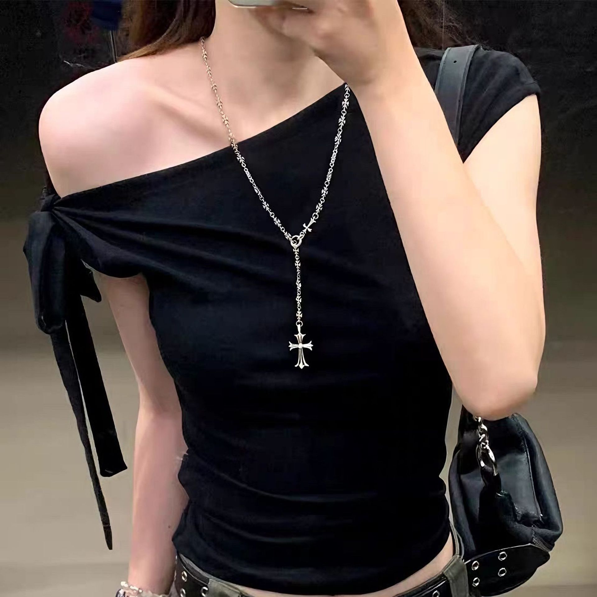 Cross tassel necklace women’s niche design long versatile couple sweater chain 2025 new hoodie chain