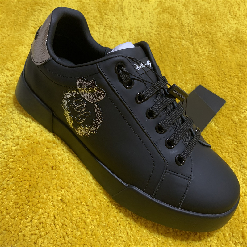 European and american dg breathable printed trendy sneakers, couple’s fashion casual skate shoes, trendy individualistic low-top versatile white shoes