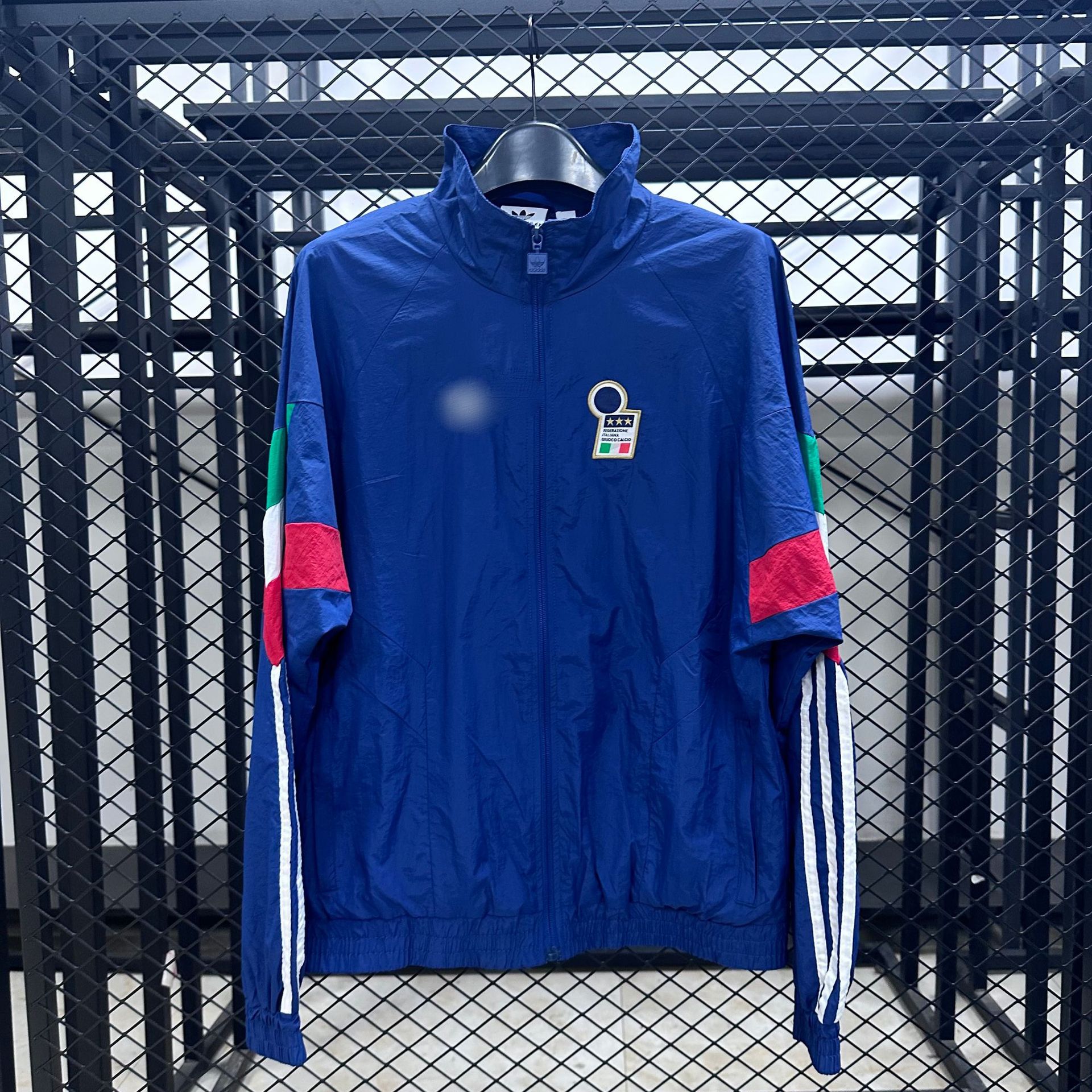 New waterproof windbreaker 2526 season football club national team training wear embroidered silicone sports jacket