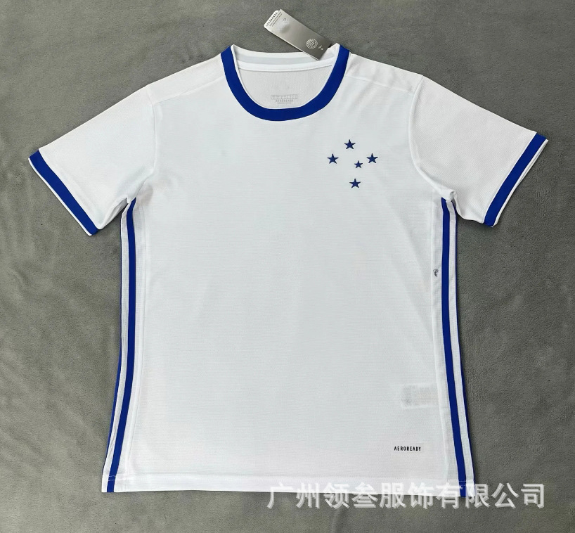 Wholesale of 2021-2022 vintage football jerseys, featuring inter milan, arsenal, ajax, corinthians, boca juniors, and são paulo kits