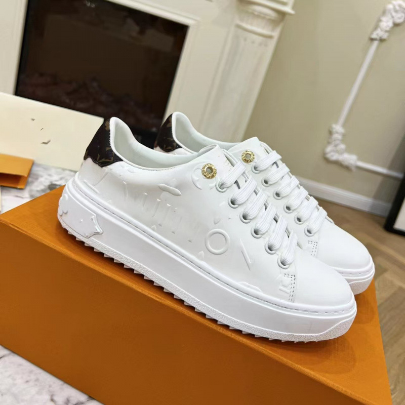 2025 new men’s casual leather sneakers – chunky sole, height increasing, comfortable, non-slip, fashionable, versatile sneakers for women