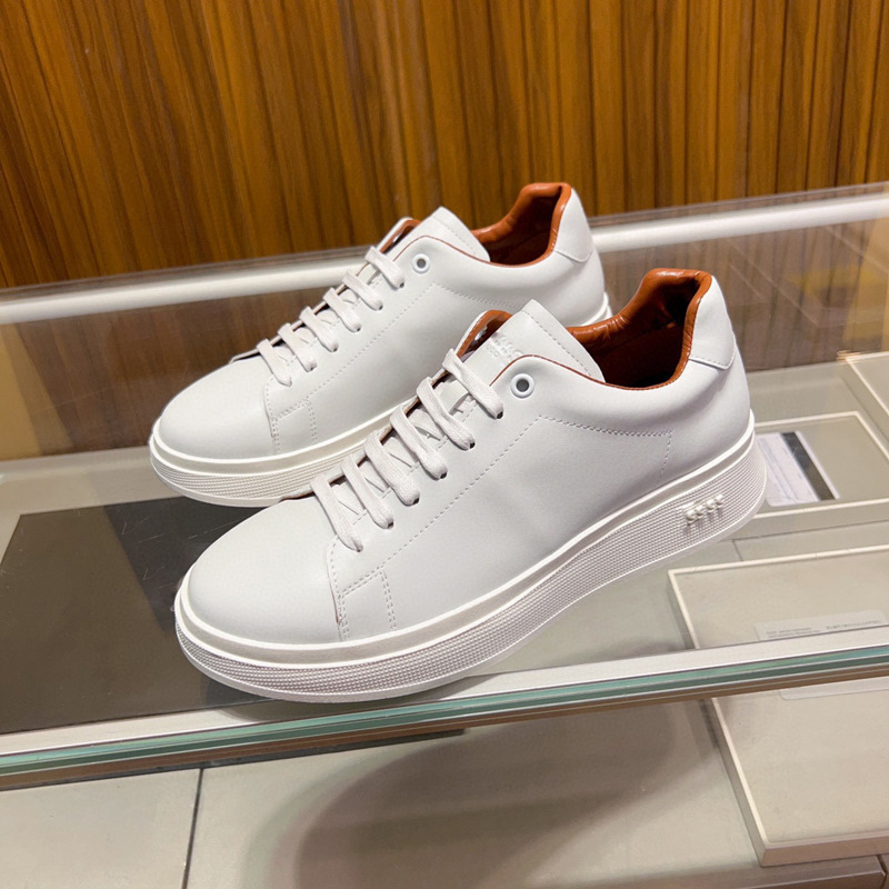 European station 2025 new men’s fashion brand genuine leather casual shoes, european goods high-end low-top shoes, niche light luxury men’s skate shoes