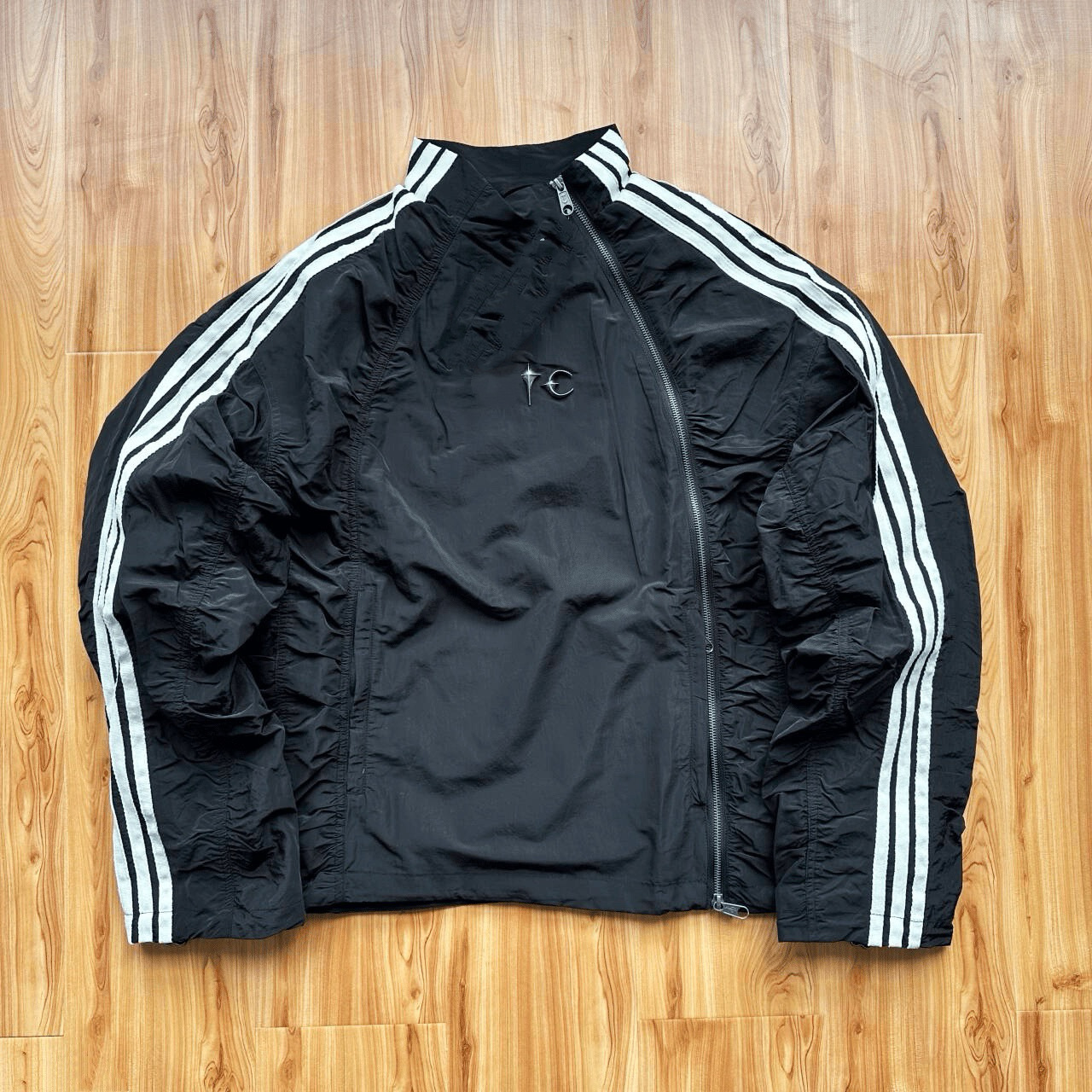 Cross-border supply tc co-branded three-bar woven nylon stand-up collar zipper jacket outwearloose men’s and women’s easiest for match