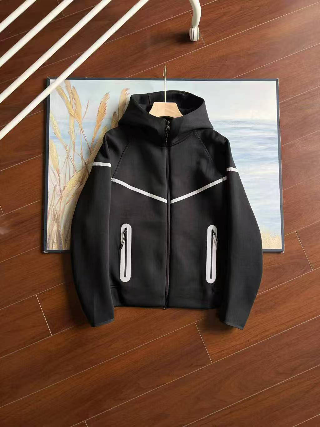 Hooded zip-up long sleeve jacket reflective zipper knit hoodie slim fit top for autumn and winter