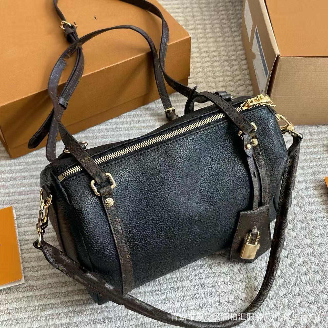 Best selling pillow bag women’s 2025 classic monogram work clothing new bag women’s easiest for match shoulder crossbody bag express