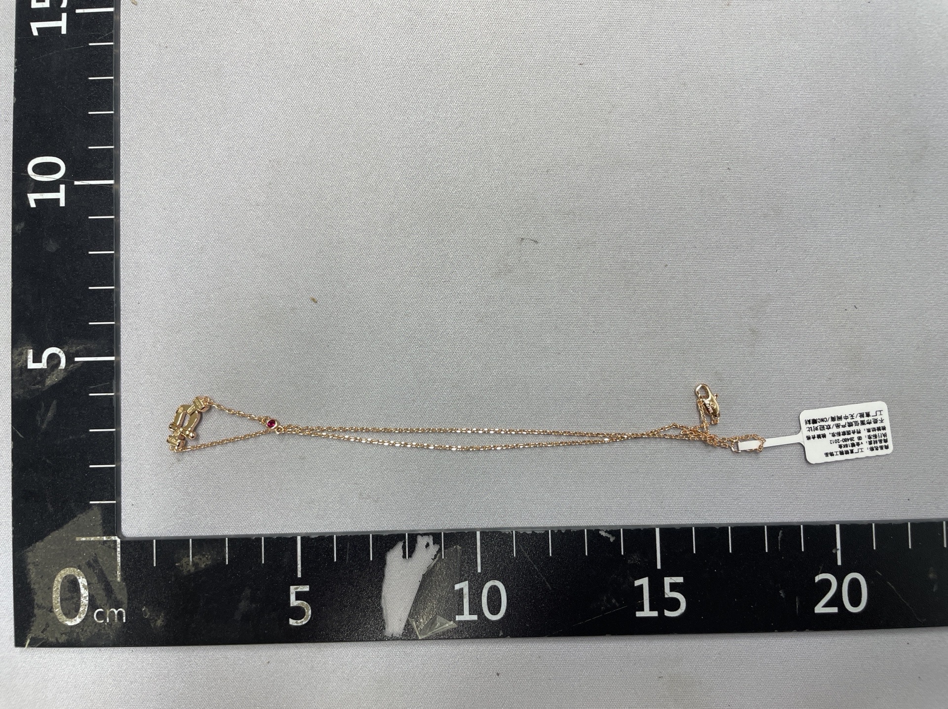 Hong kong horseshoe buckle necklace for women 18k rose gold small diamond-encrusted nautical buckle necklace clavicle chain accessible luxuryclassy sense 3