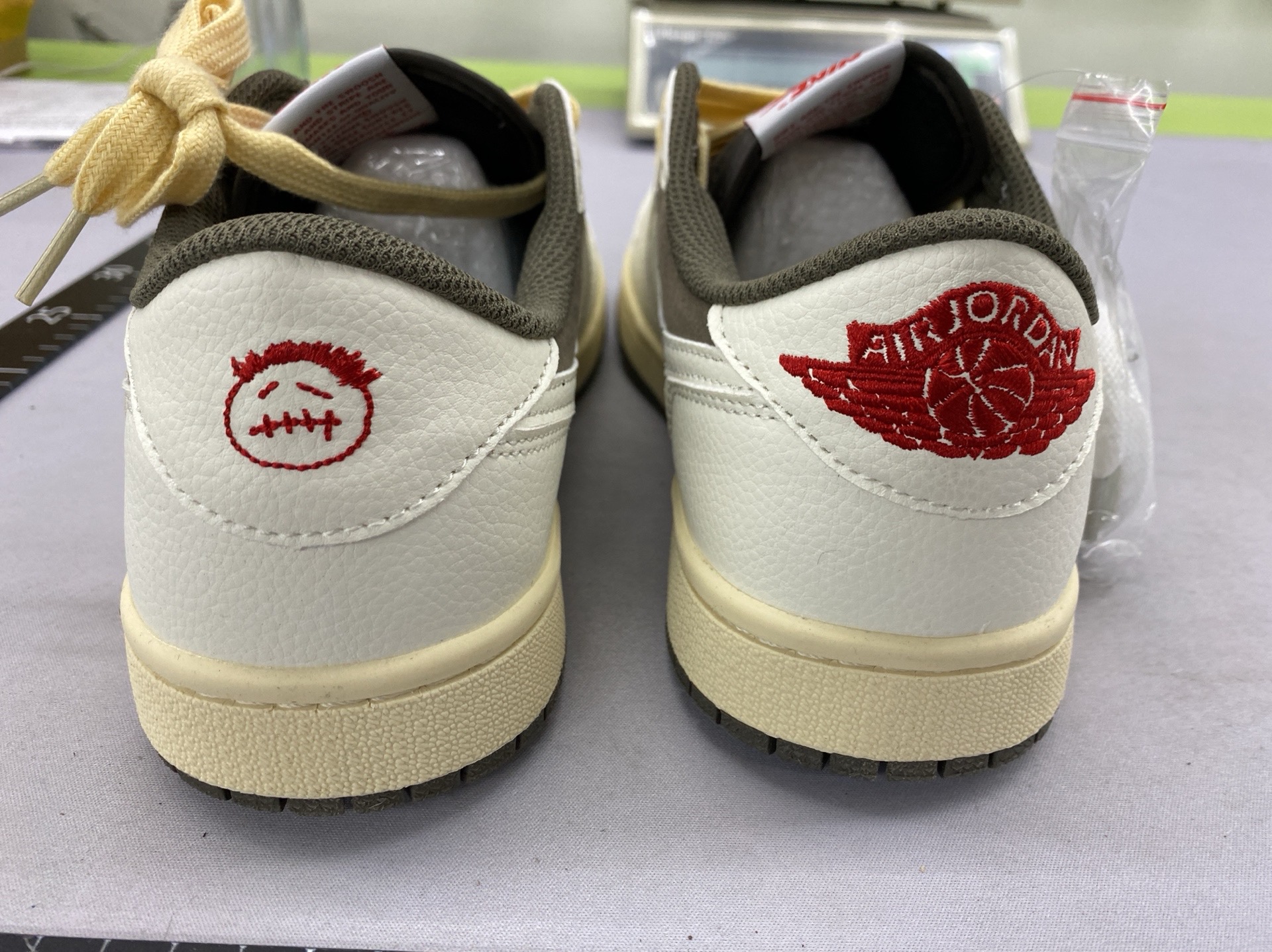 Fashionable and comfortable sneakers-pb 3