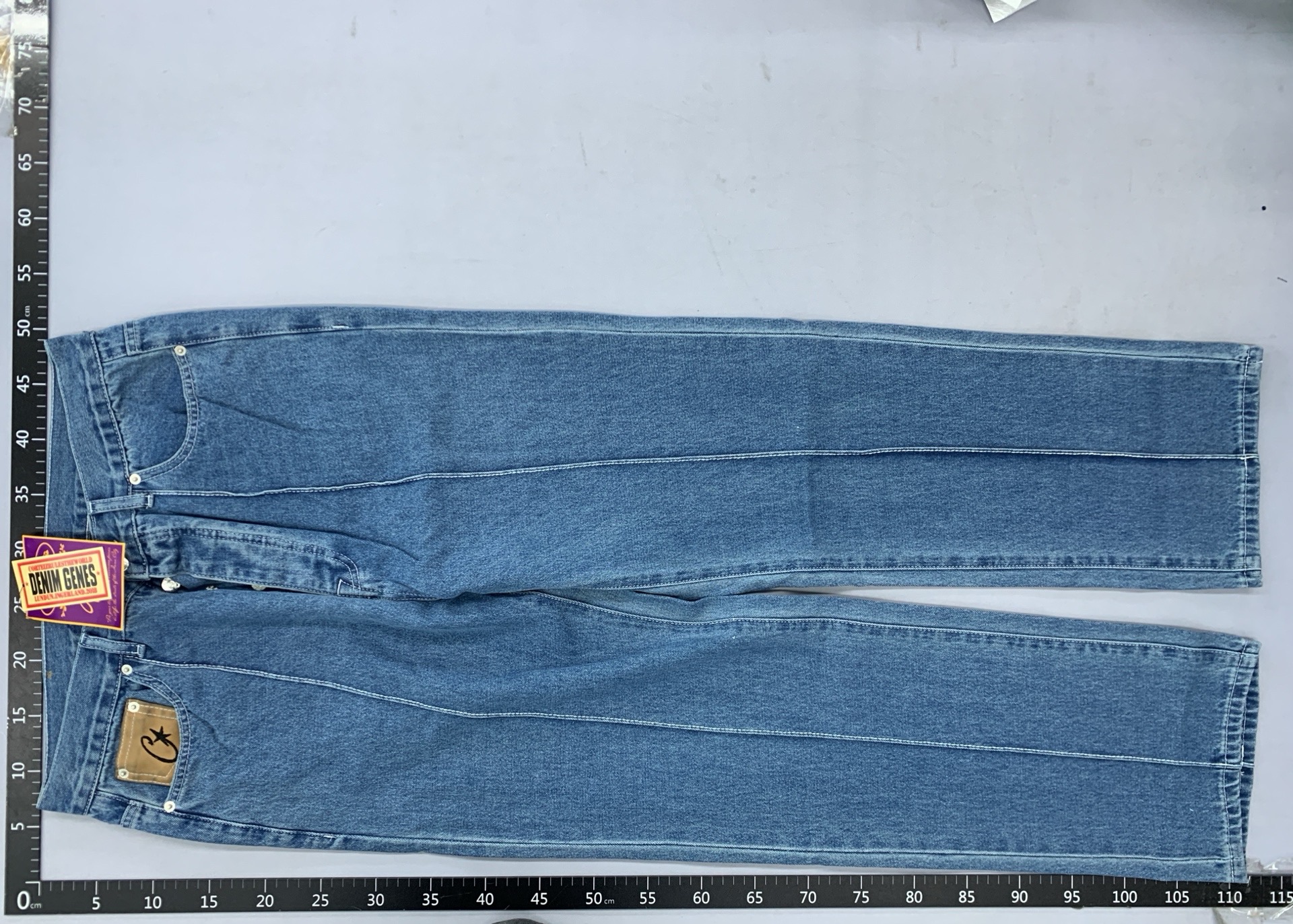 American tide devil island casualsuit high street men and women coupletrendyjeansjacketoutwear jeans 4