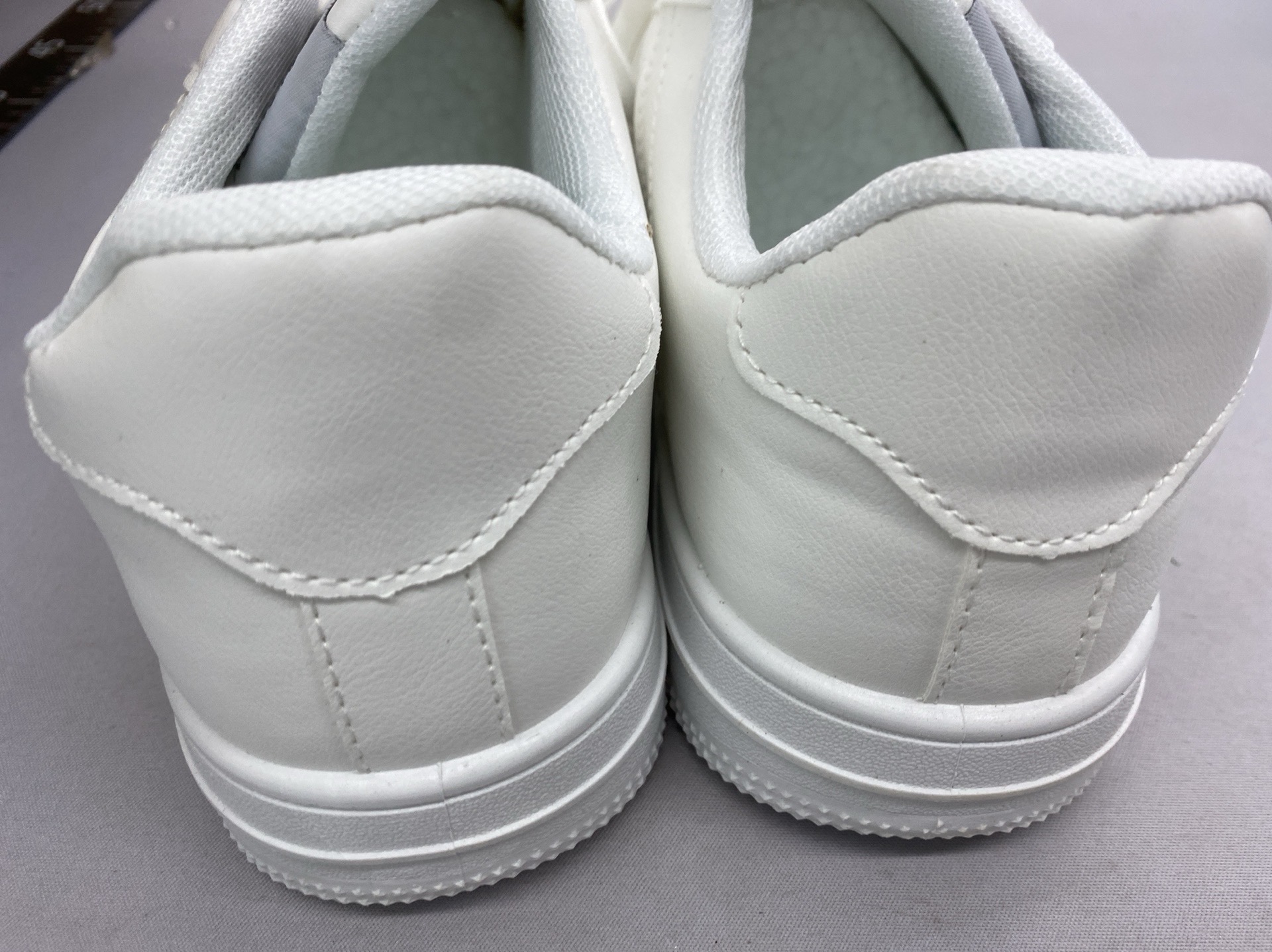 Men’s white sneakers – spring breathable casual versatile shoes for teens – 2025 new student pure white athletic skate shoes 6