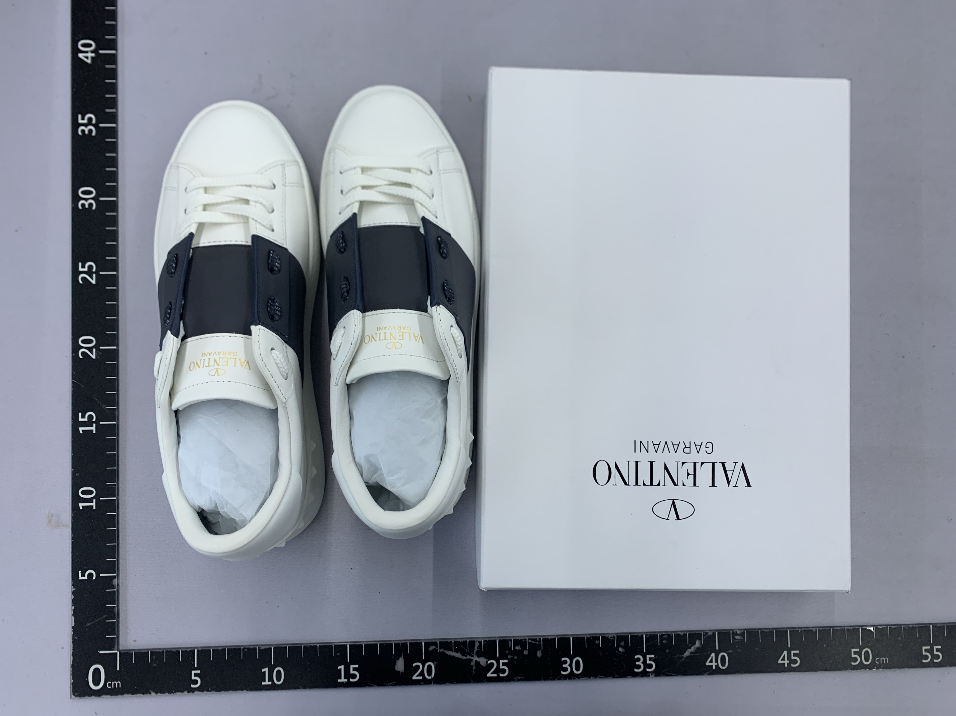 【abc33】classic white sneakers – 2024 all-season versatile fashion sneakers for couples, casual athletic trainers 7