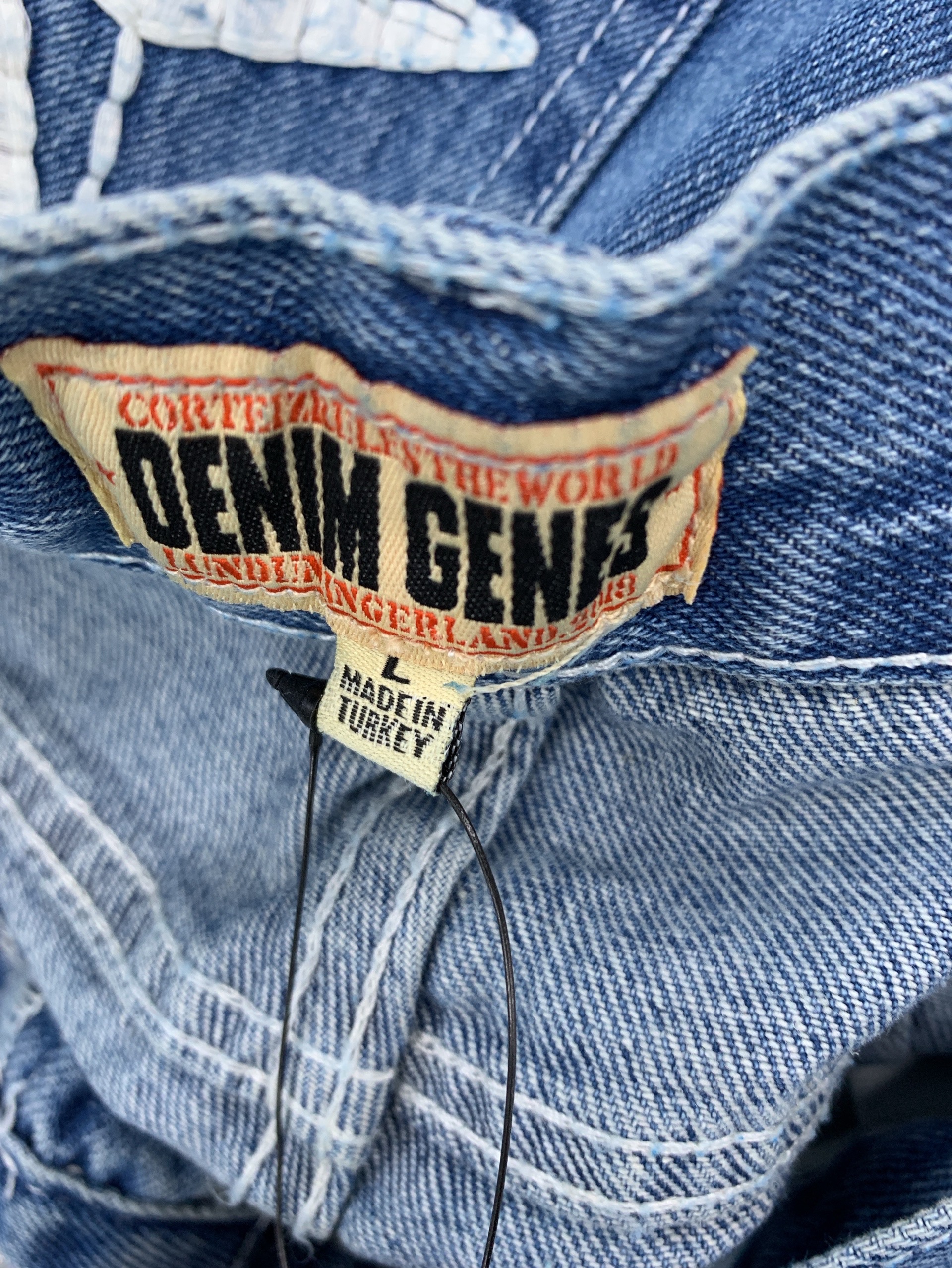 American tide devil island casualsuit high street men and women coupletrendyjeansjacketoutwear jeans 2