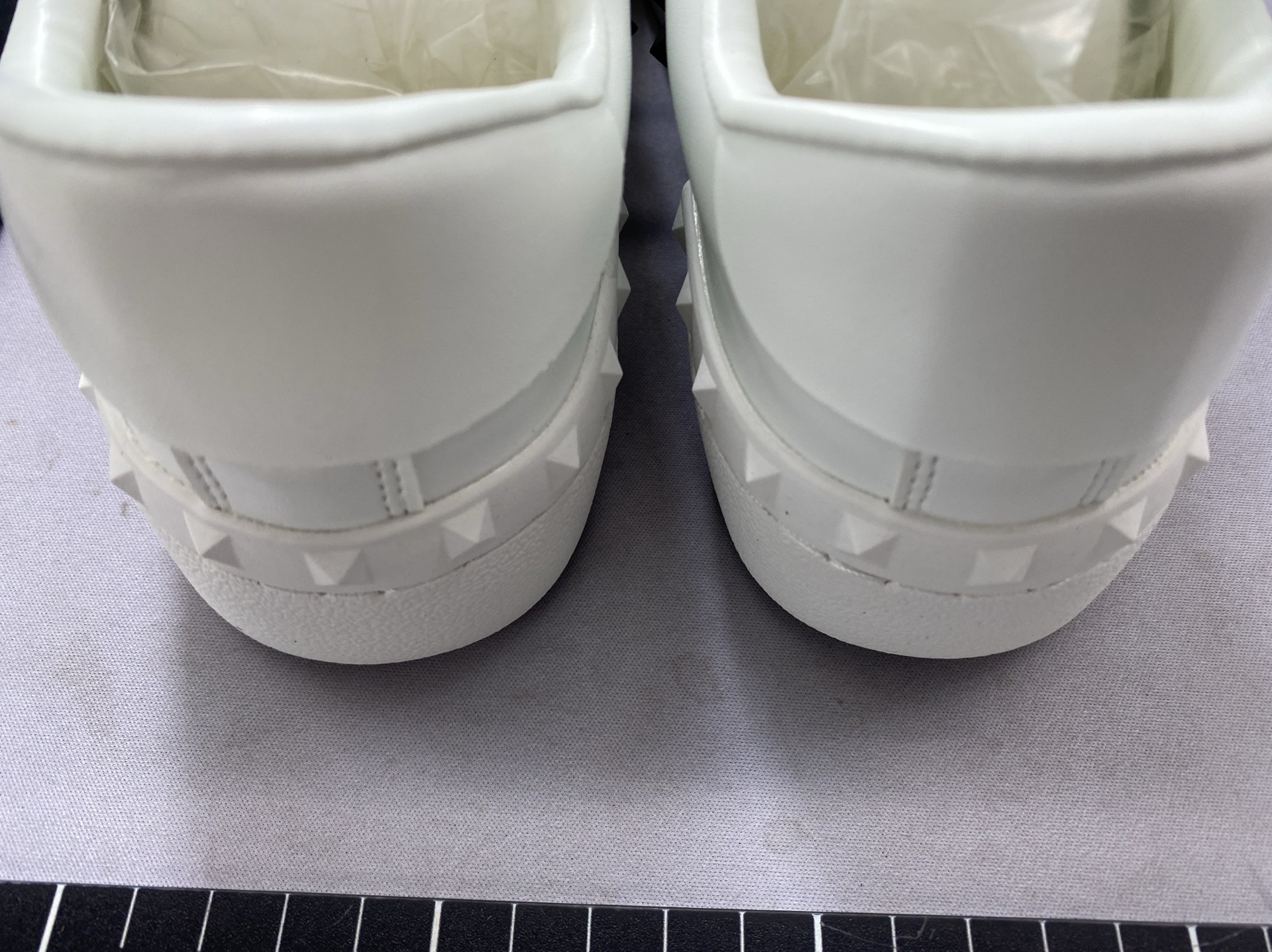 【abc33】classic white sneakers – 2024 all-season versatile fashion sneakers for couples, casual athletic trainers 5
