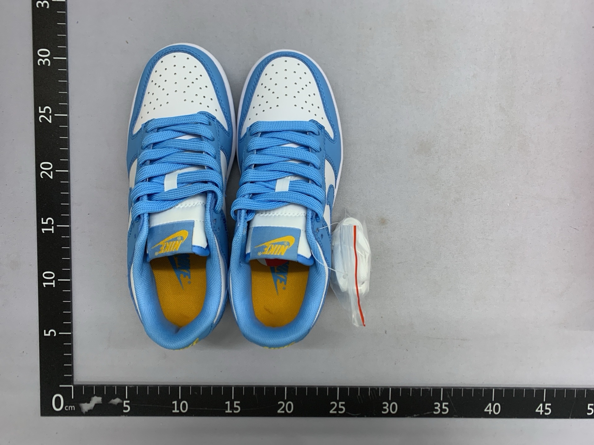 Sneakers 6