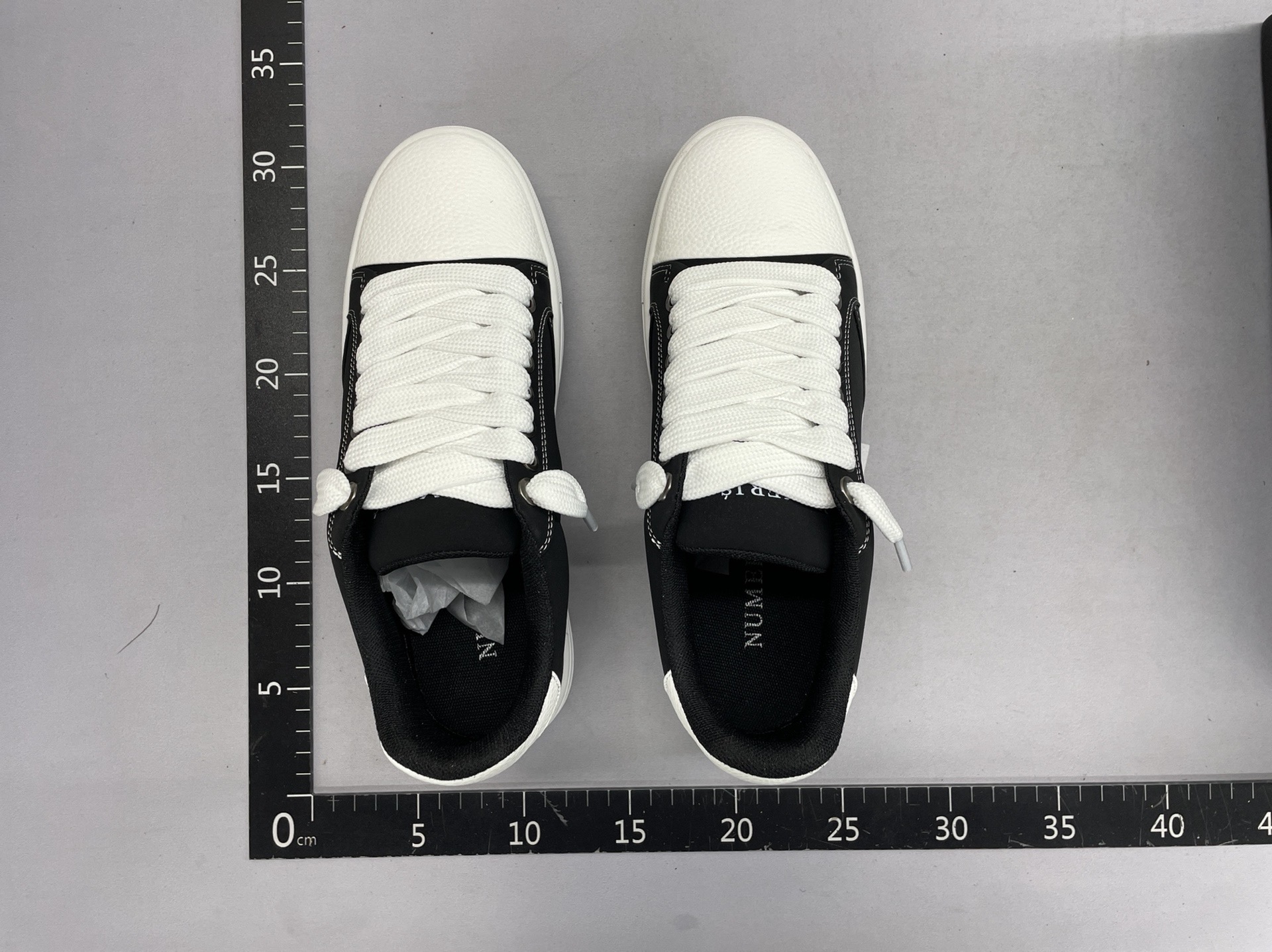 06 casual sports sneakers whatsapp: +86 133 1393 9670 6