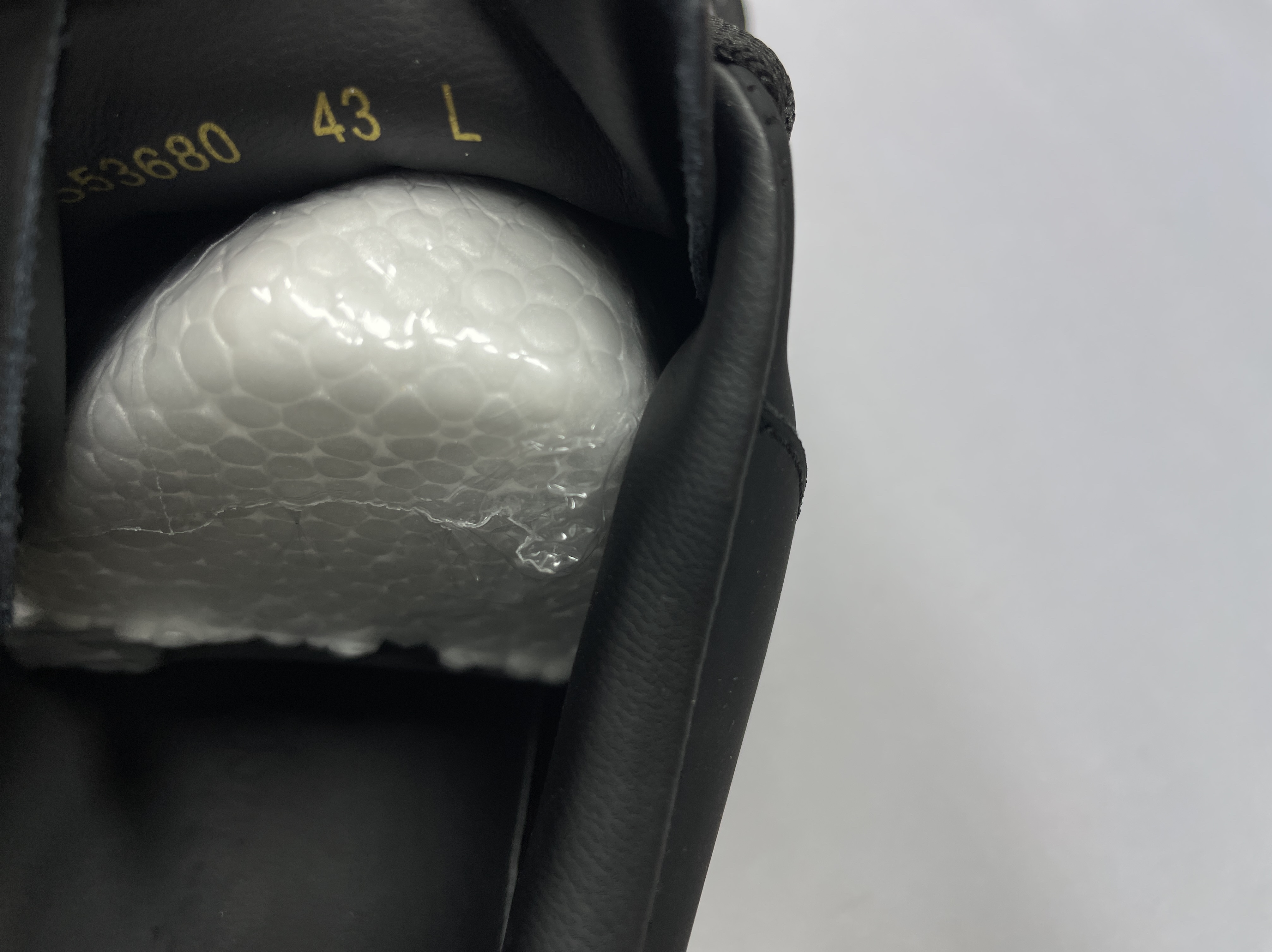 Ch06-high-quality breathable white shoes 2