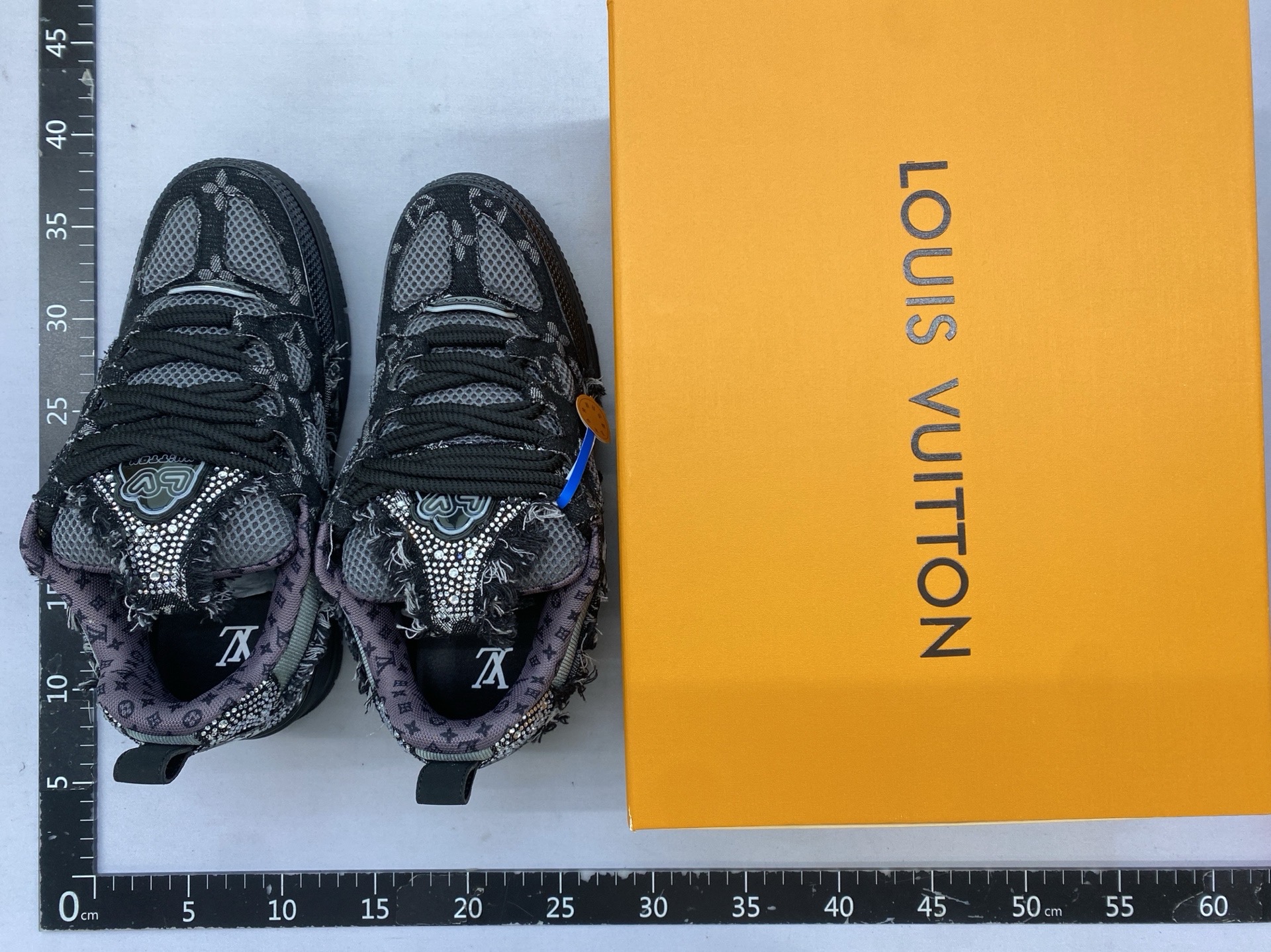 Sneakers and bread shoes-n-c 6
