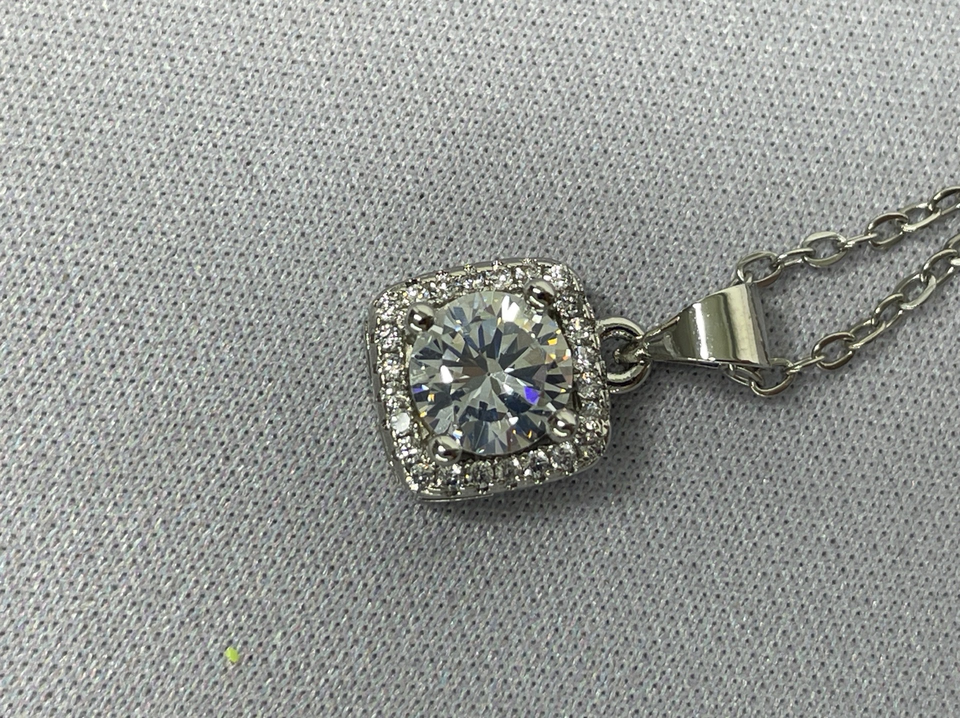 Pt950 platinum importd color moissan diamond white golden 18k gold diamond pendant sterling silver clavicle necklace 2
