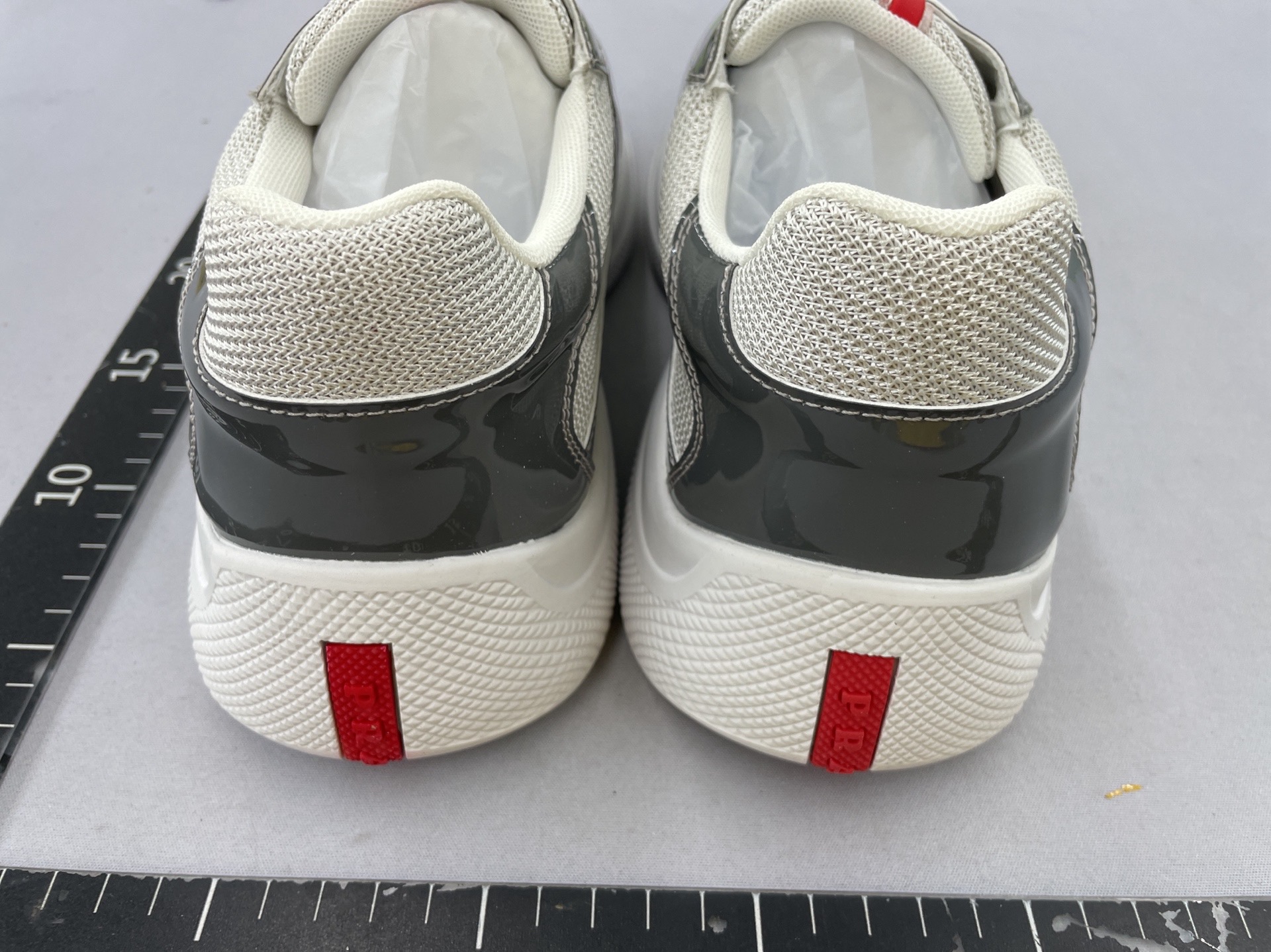 European station 2025 premium p brand couple’s fashion casual sneakers, low-top breathable white shoes, patent leather men’s shoes 5