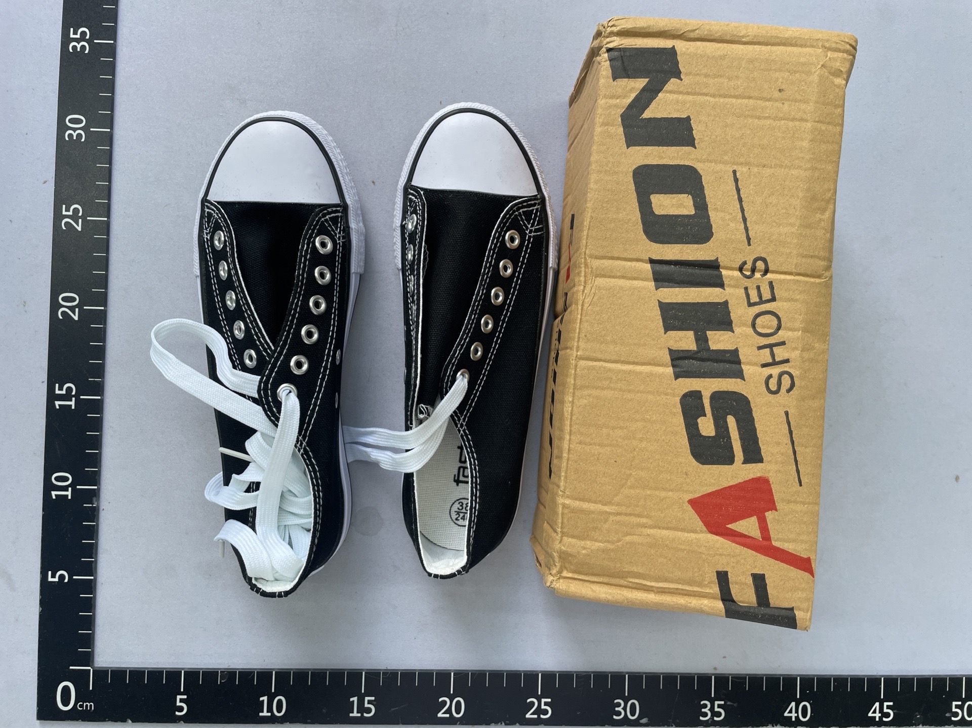Douchuan plus size shoes summerlow ankle couple canvas shoes men’s shoes casual shoes sports sneakers men’s wholesale liberation shoes 7
