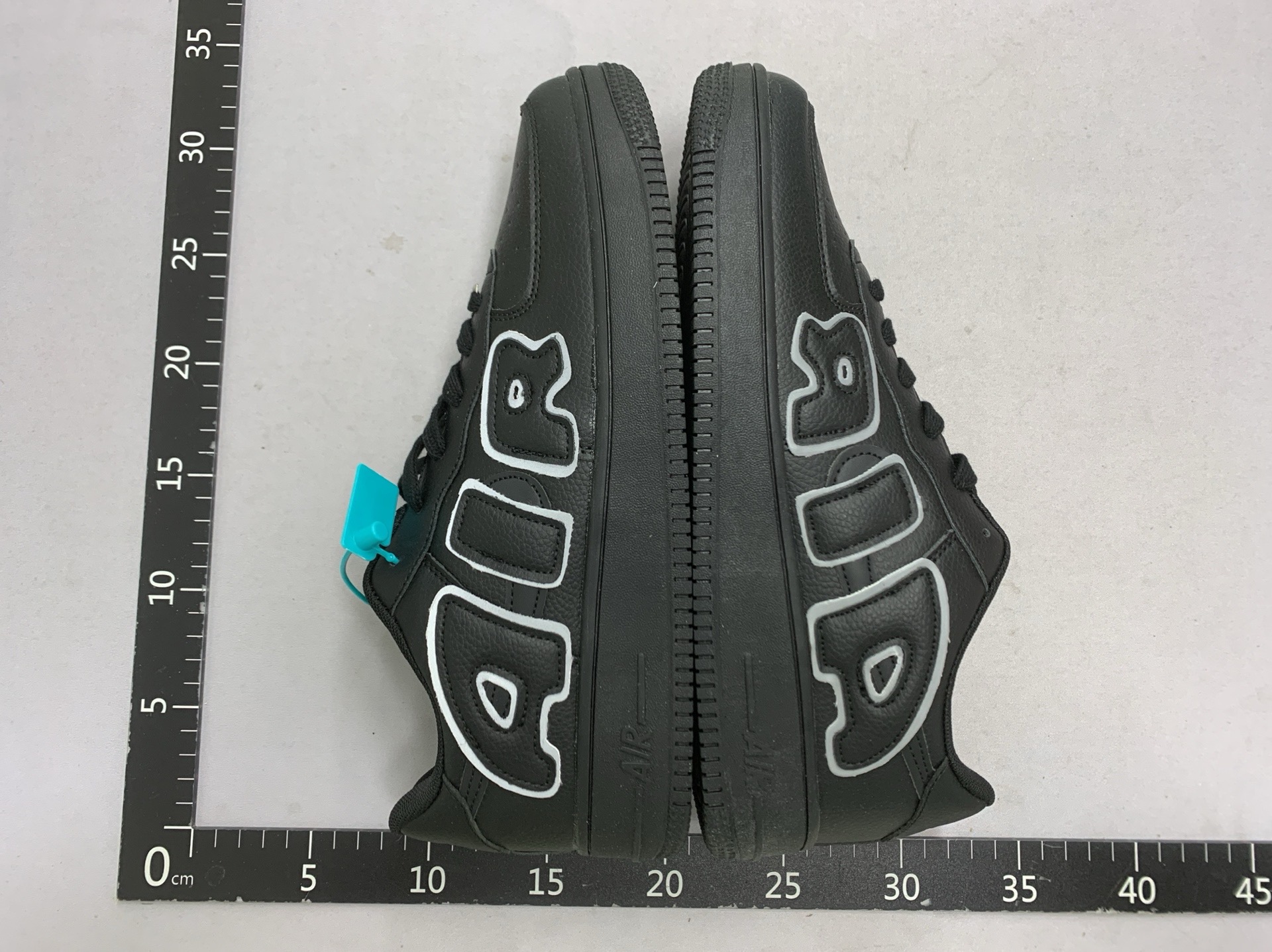 Men’s white sneakers 2026 new arrival: plus size winter fleece-lined white canvas shoes, size 46, trendy brand chunky sole height-increasing casual shoes 4