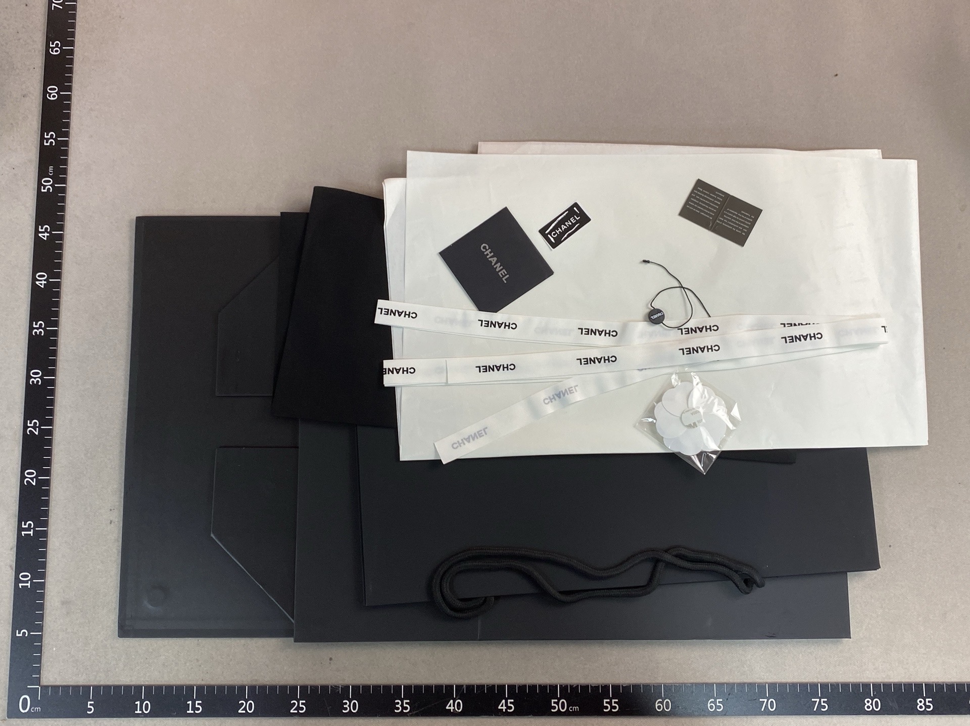 Chanel chane original paper bag packaging gift bag scarf clothes bag satchel bag jewelry box gift box 3