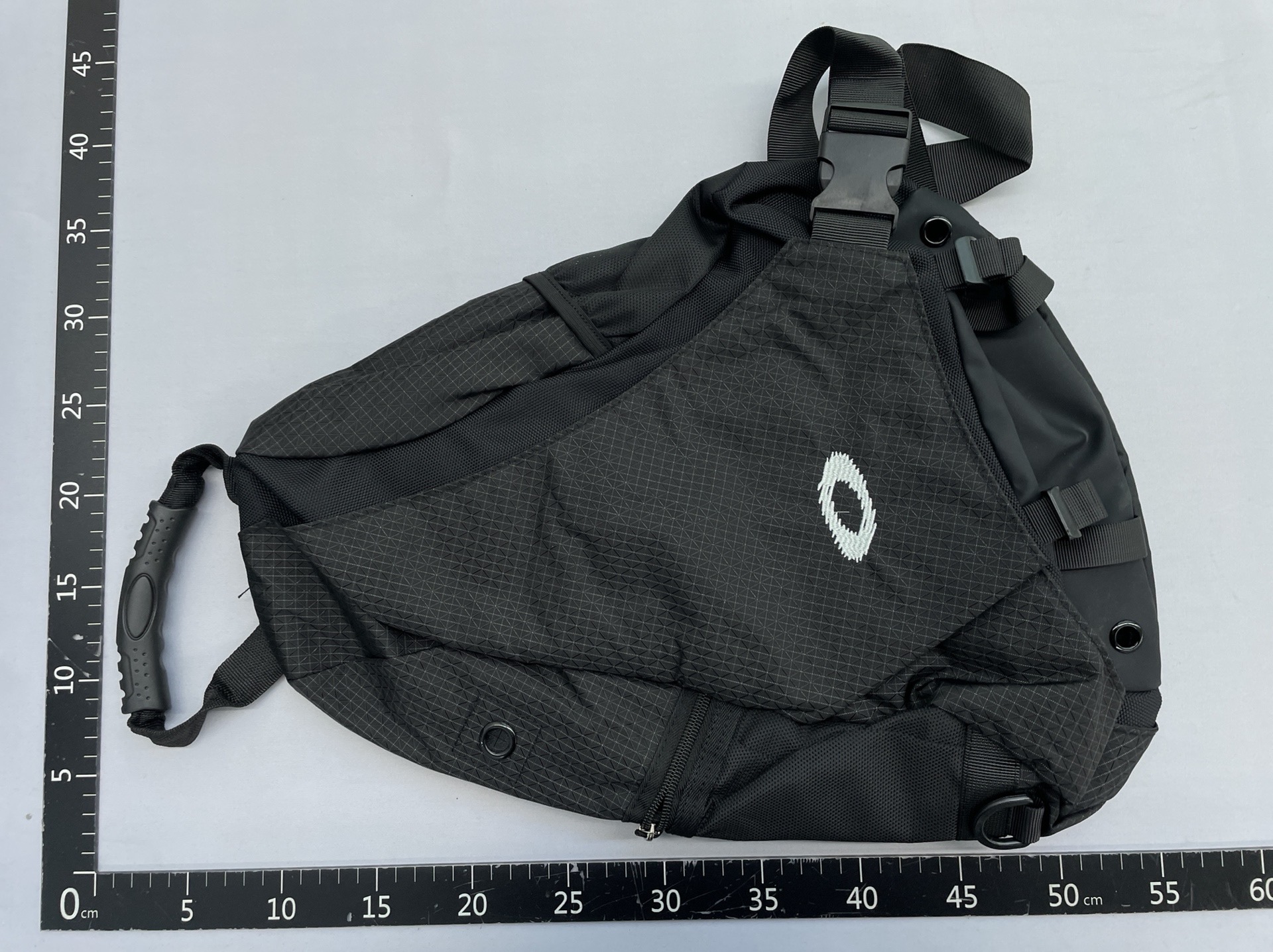 Heavy industry vintage trendy brand bow and arrow bag shoulder crossbody bag archive tactical vibe style vtg backpack bag 3