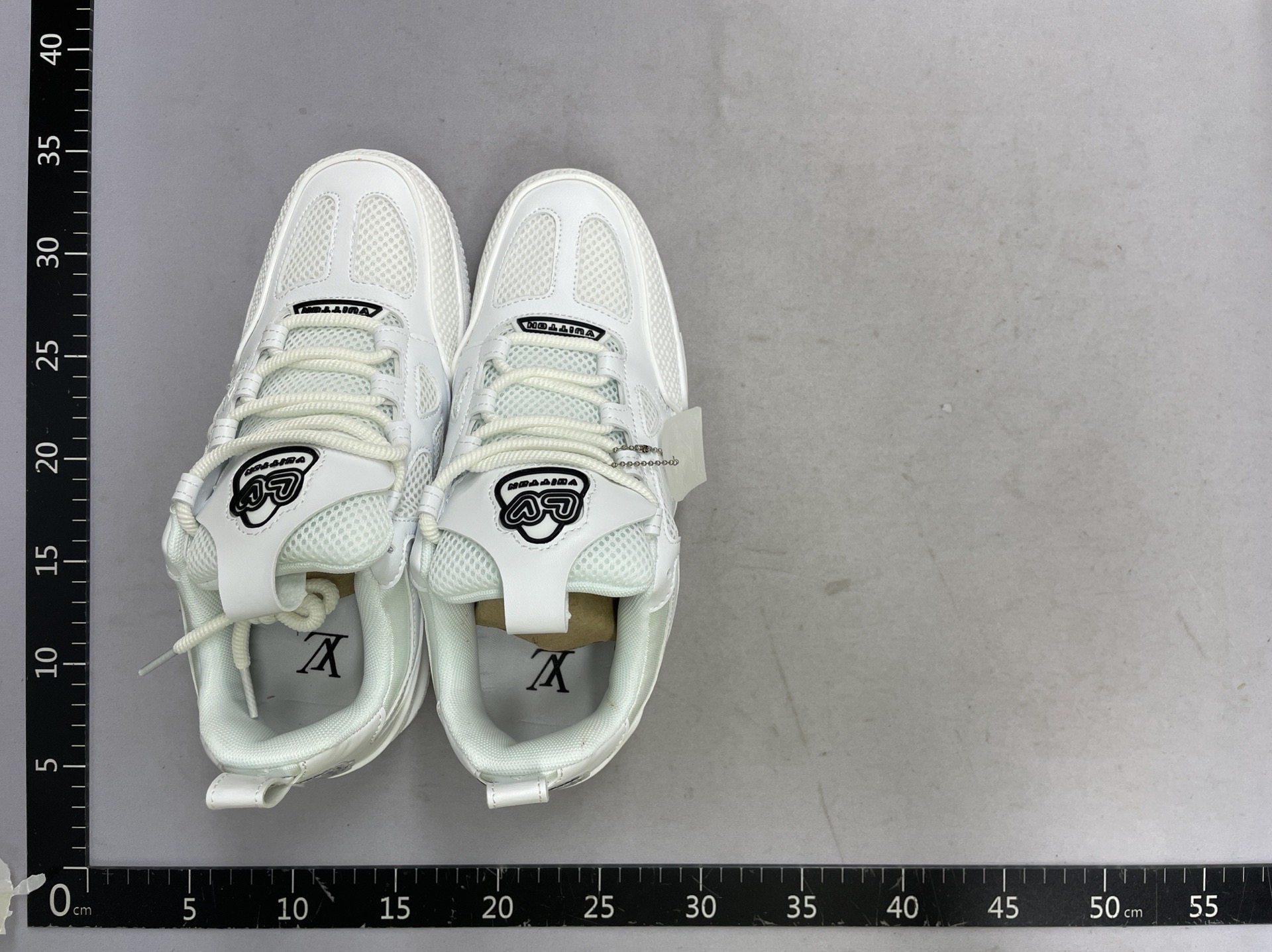 Little fat white shoes export bread shoes men’s and women’s height increasing dad shoes l sneakers european station cross-border sports shoes 6