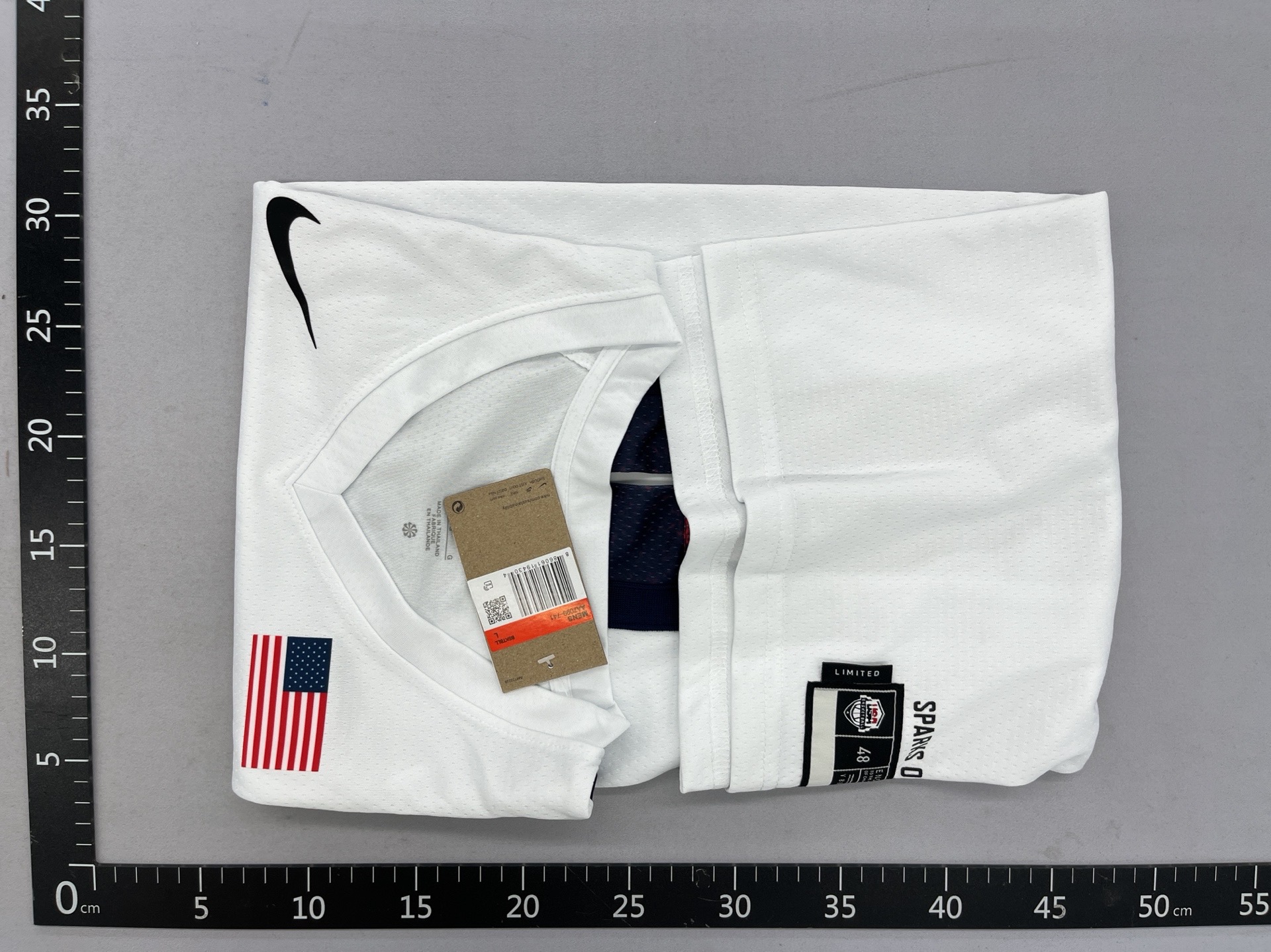 White 4 black and red stroke white jersey 1210053-303ft 5