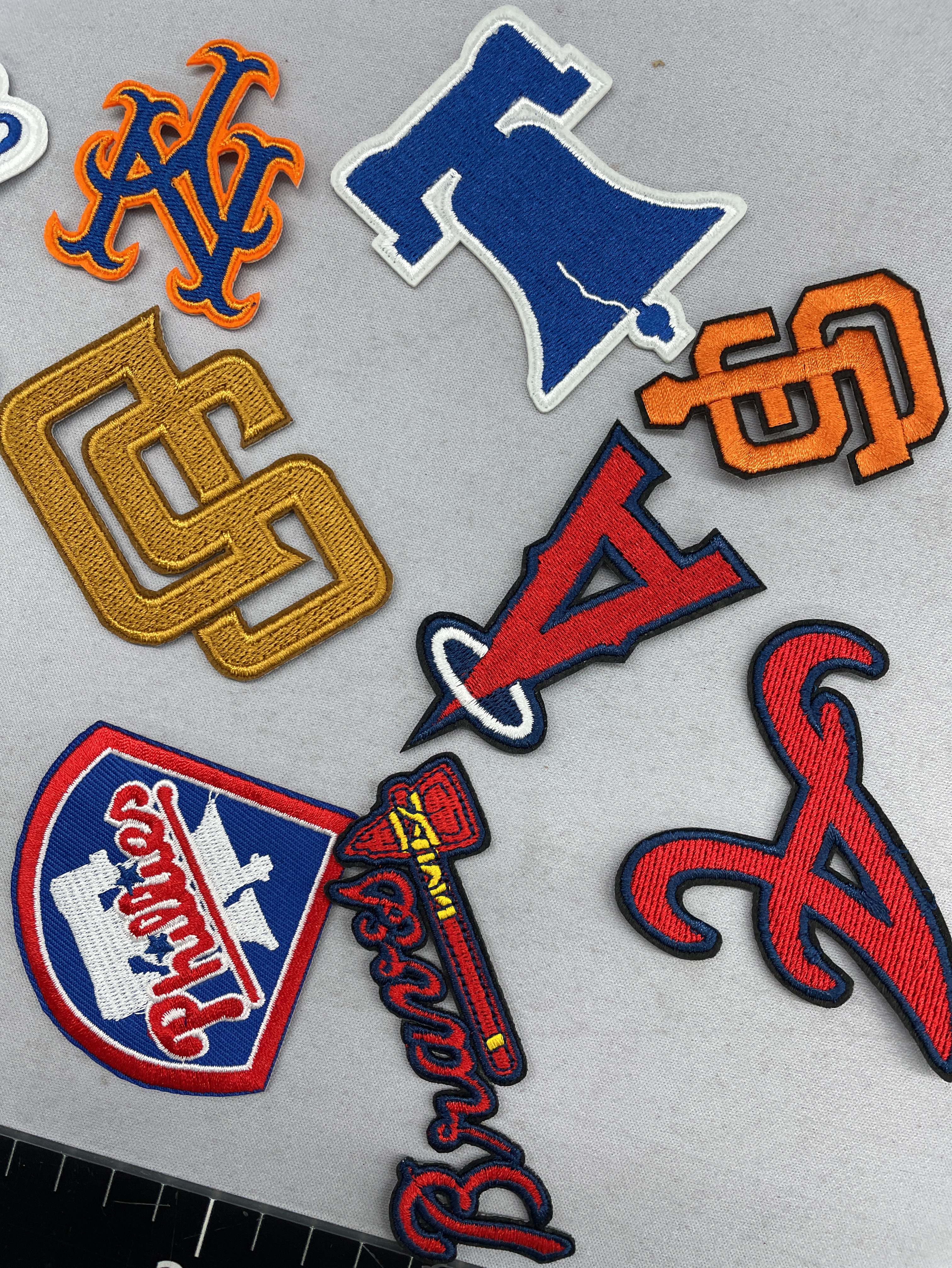 Yaxiu new arrival badge cloth patch export order colorful letter patch patch bag clothing decoration patch hole applique 4