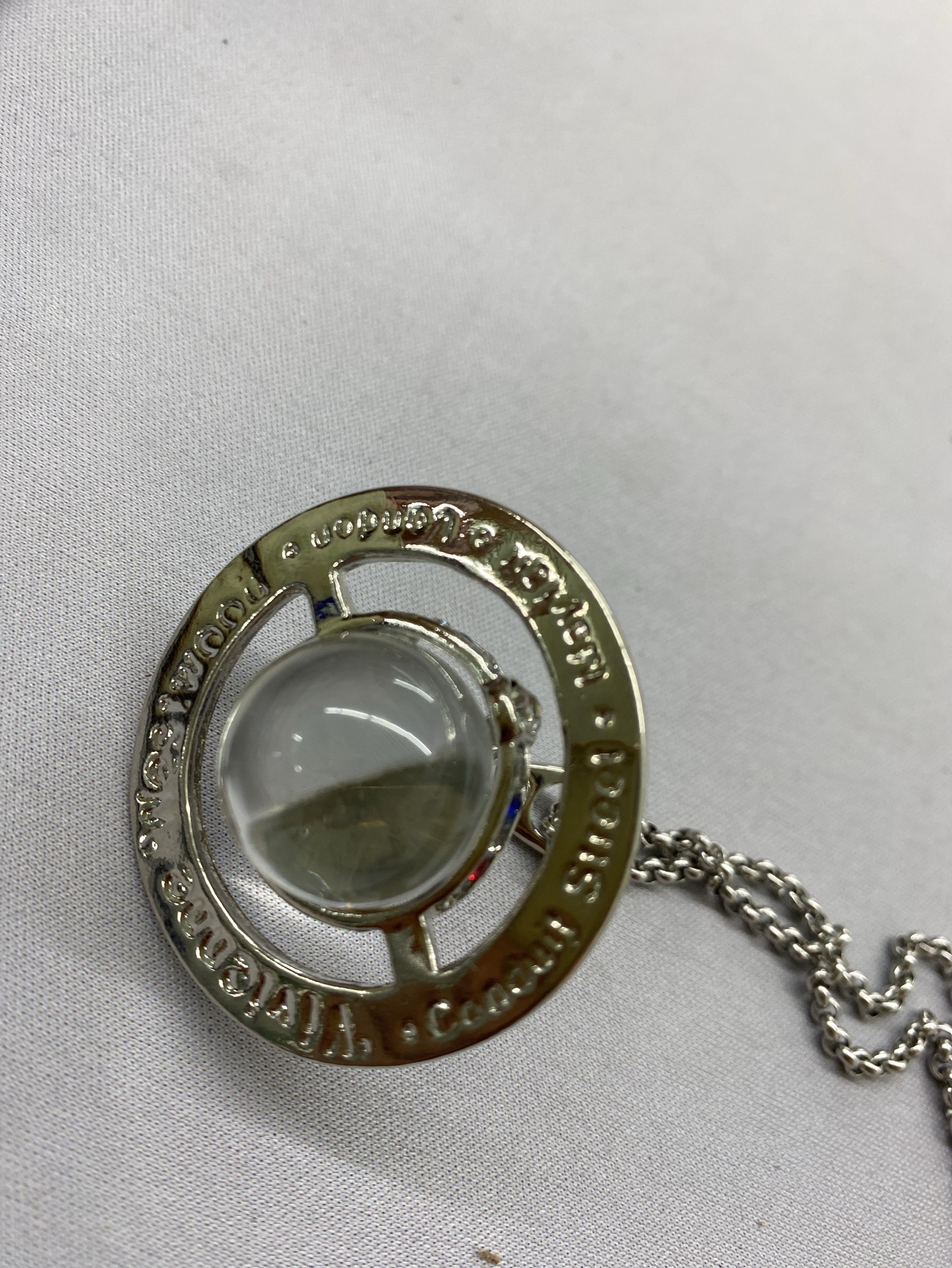 Empress dowager’s stereo saturn necklace for women, accessible luxuryclassysenselong clavicle chain, unique sweet and cooleasiest for match necklace accessories 2