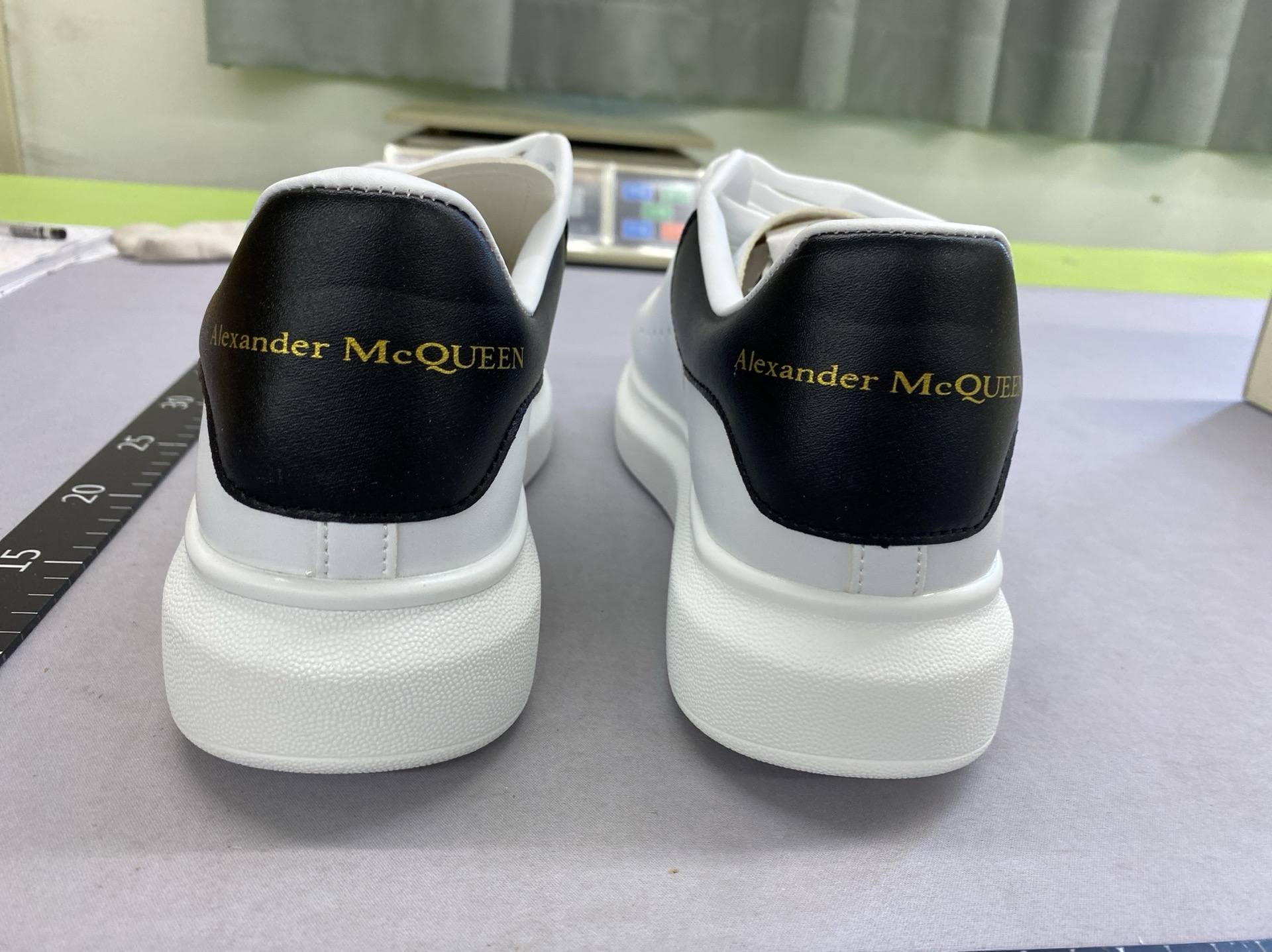 Uf 05 white shoes 5