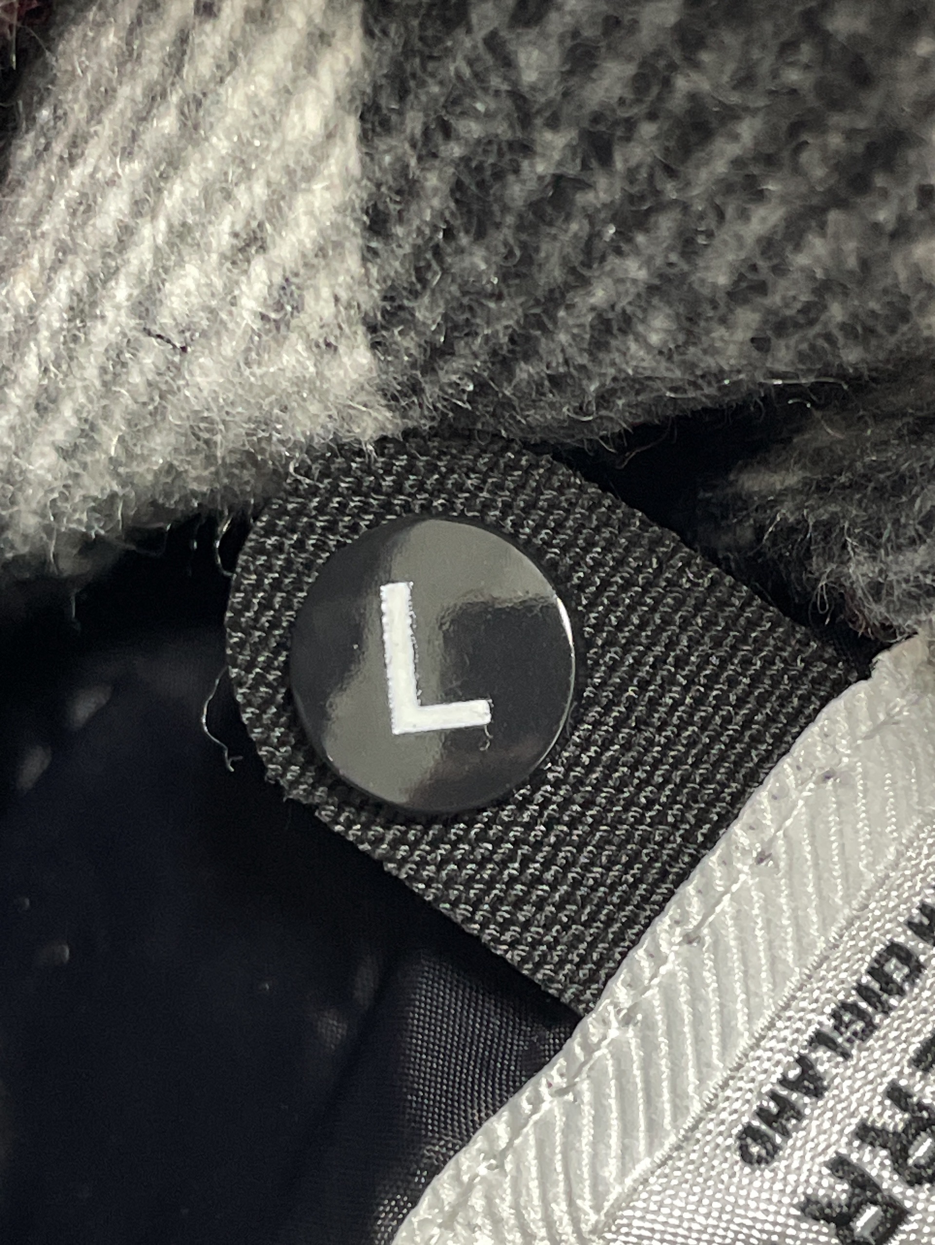 Men’s and women’s thickened cotton jackets (no returns or exchanges without reason unless there are quality issues) 2