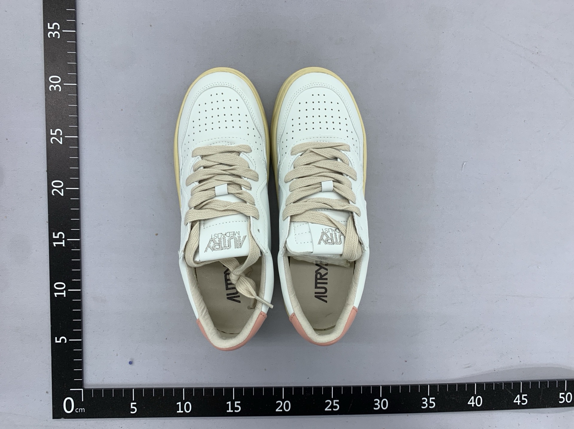 Www01-new arrivalfashion sneakers easiest for match whatsapp: +86 182 5003 7371 6