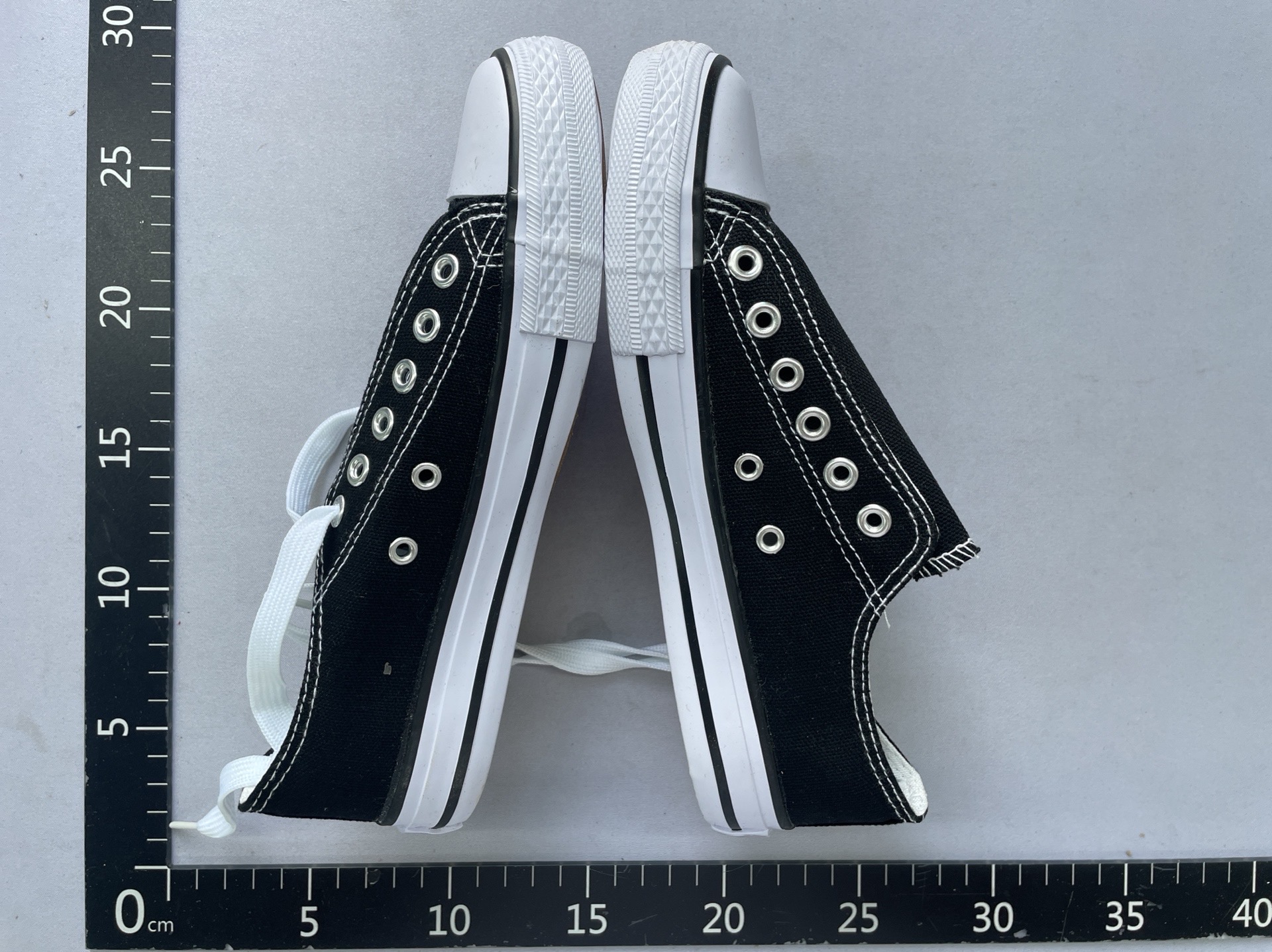 Douchuan plus size shoes summerlow ankle couple canvas shoes men’s shoes casual shoes sports sneakers men’s wholesale liberation shoes 4