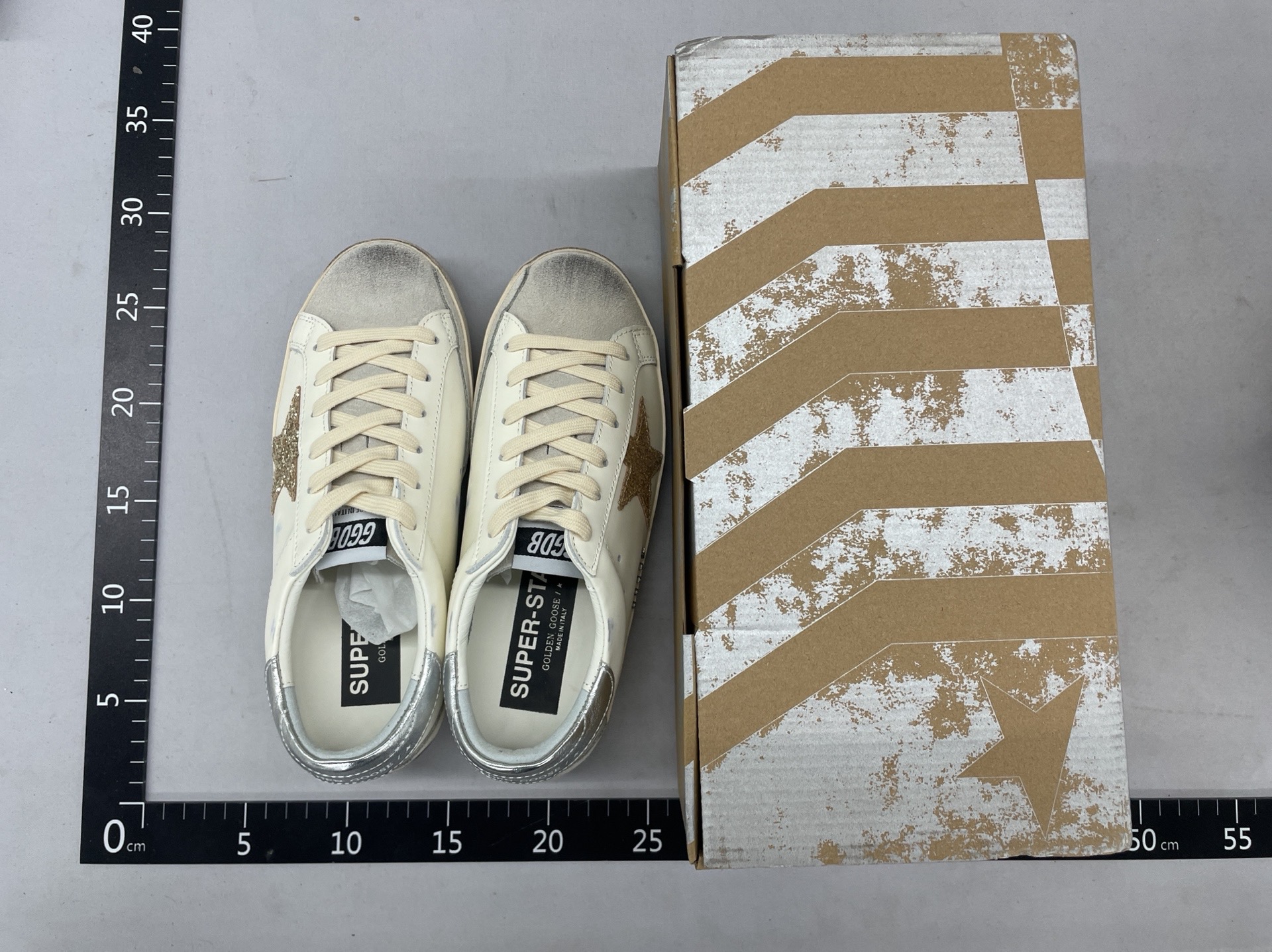 2025 new second generation genuine leather distressed “dirty” sneakers – women’s star detail, casual, versatile, fashionable skate shoes, white sneakers for men 7