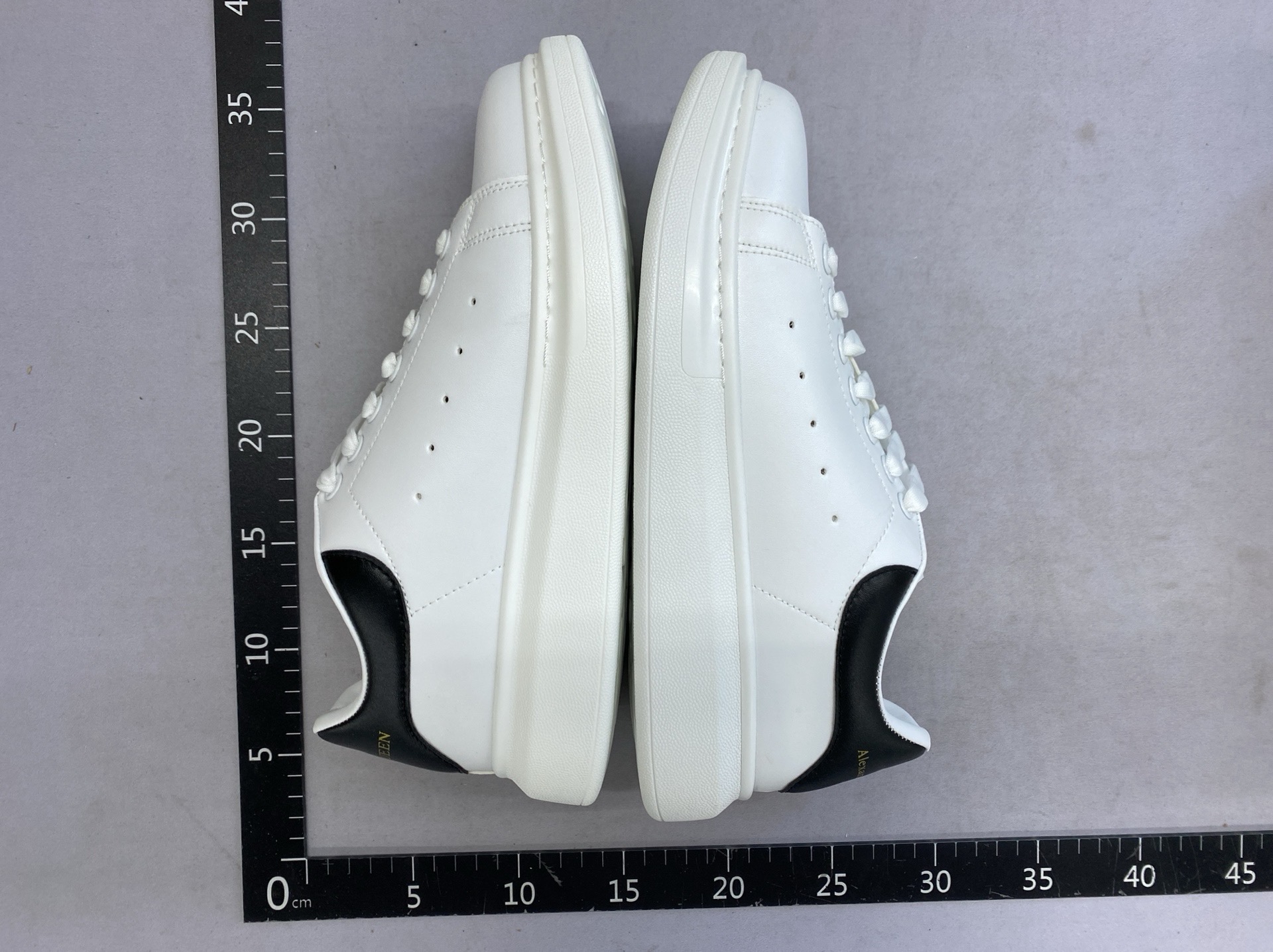 Uf 05 white shoes 4