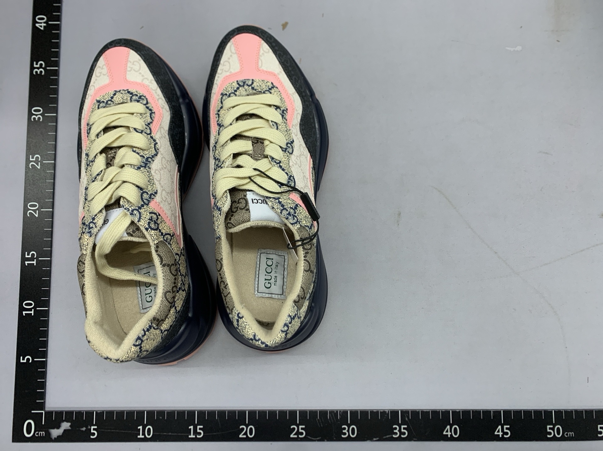 Celebrity-inspired chunky platform sneakers: unisex height-increasing casual athletic shoes, 2026 new mickey mouse genuine leather versatile white sneakers 3