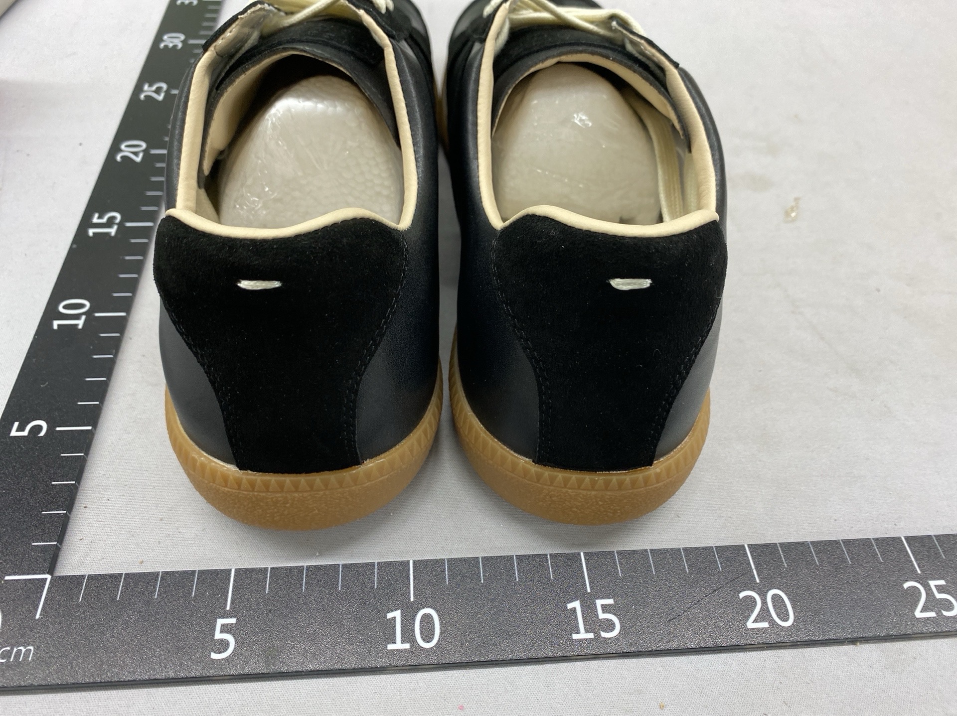 High version classic women’s 2026 new german training shoes couple genuine leather casual sneakers tie backwhite shoes men 5