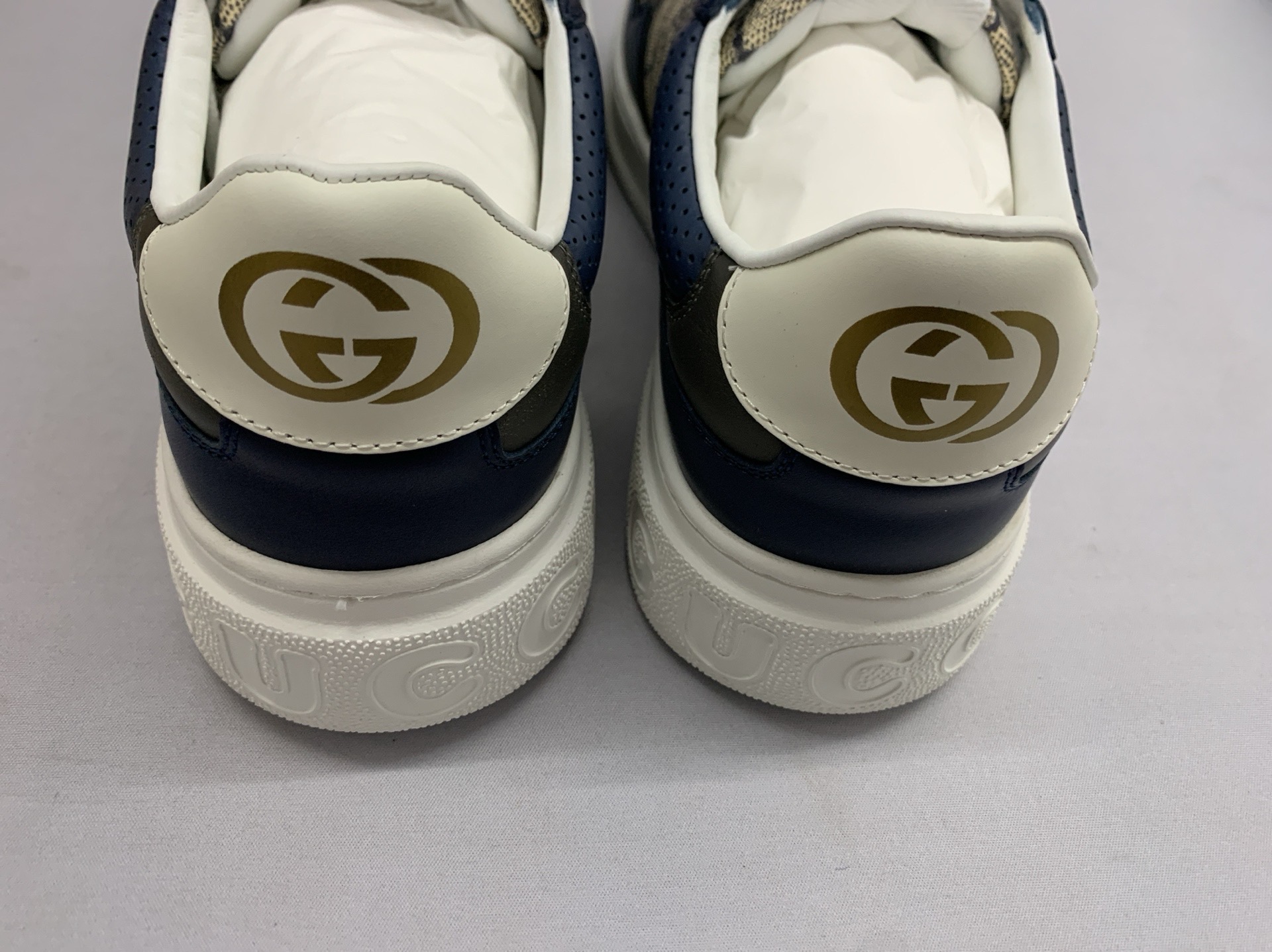 Dongguan original factory original single g family biscuit shoes genuine leather thick soleheight increasersports and casual shoes plaid breathable white shoes men 6