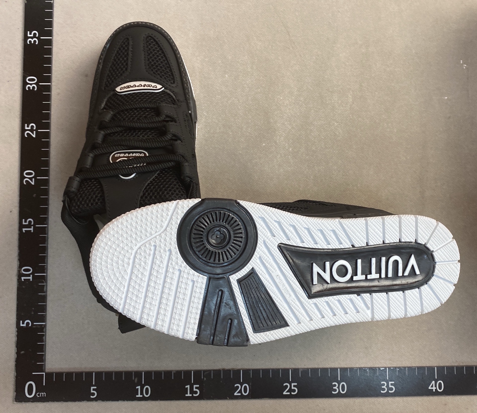 Cross-border foreign trade exclusive bread shoes heightenedthick solelow anklecasual life sneakers european station white shoes men’s style 4