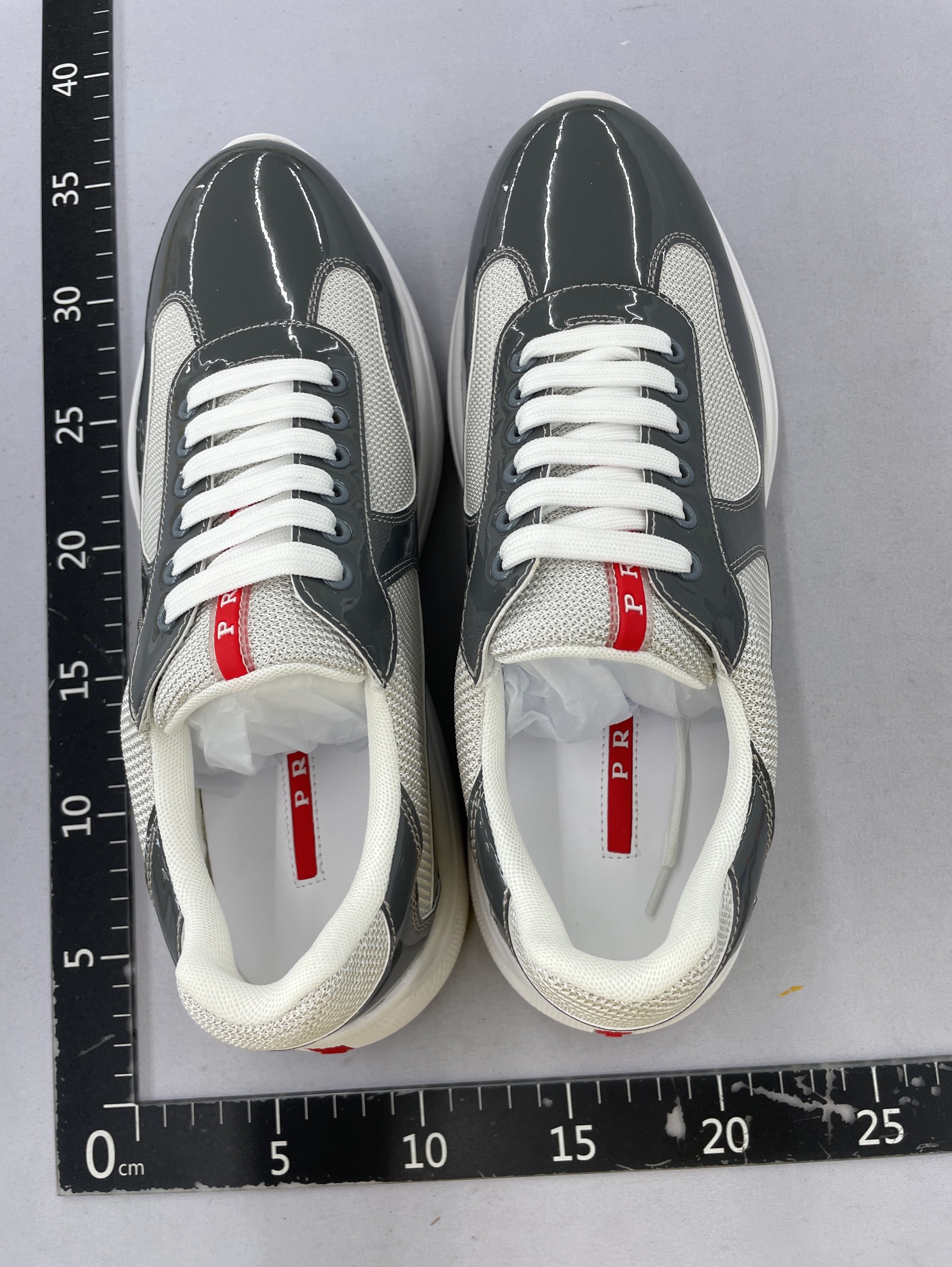 European station 2025 premium p brand couple’s fashion casual sneakers, low-top breathable white shoes, patent leather men’s shoes 6