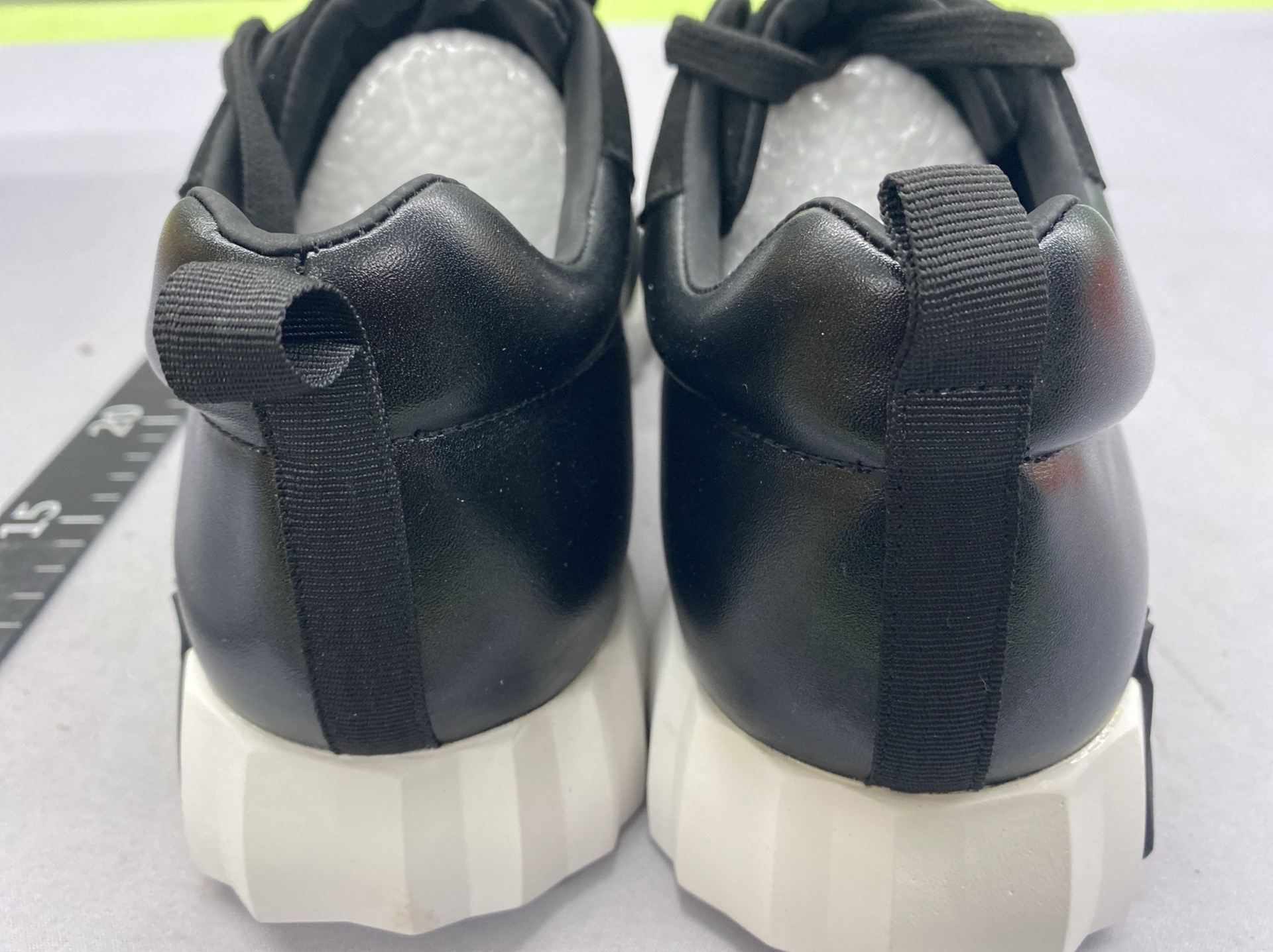 High-top new h-brand casual sneakers for women, spring 2026 collection, chunky sole, breathable genuine leather, couple’s panda white sneakers 5