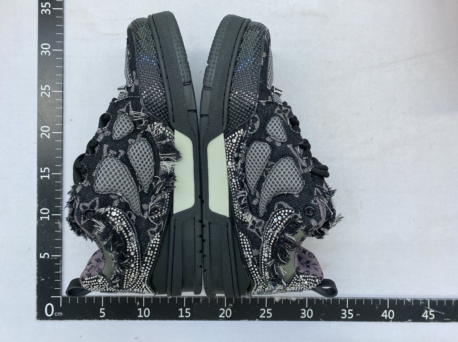 Sneakers and bread shoes-n-c 4