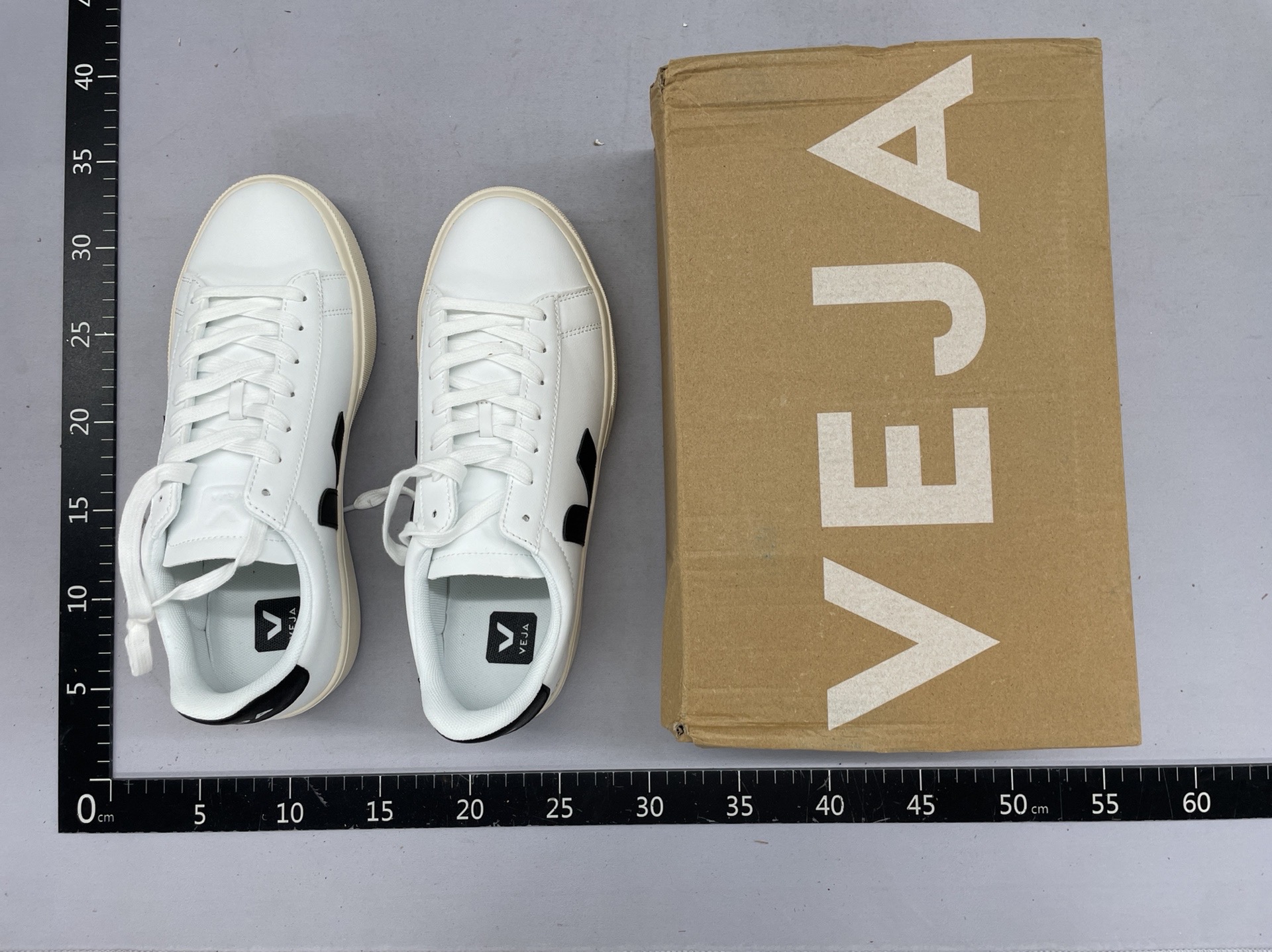 Authentic veja classic white sneakers – unisex, perfect for couples, campus style, athletic, casual, versatile, and everyday wear 7